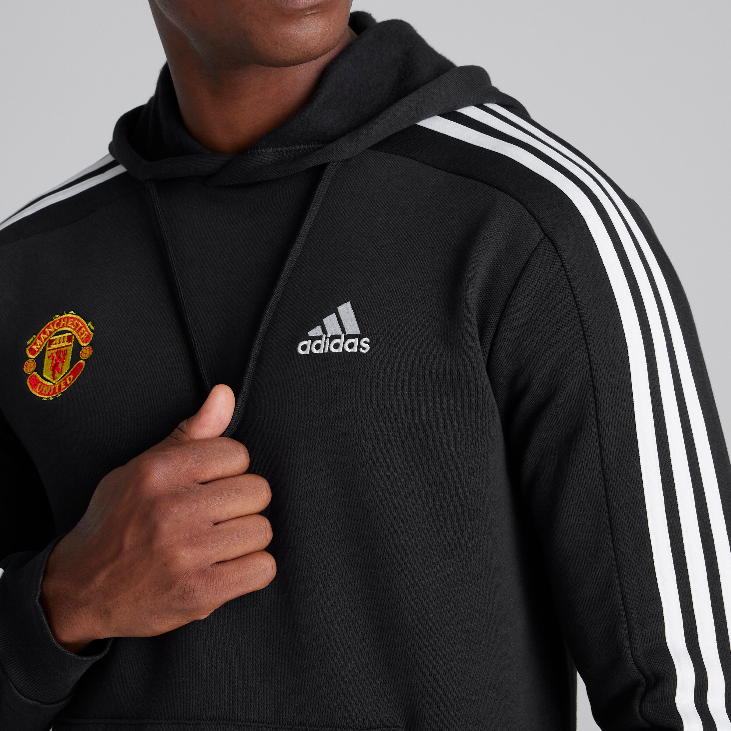 Manchester United x adidas Mens Essentials Fleece 3-Stripes Hoodie Black Noir Détail [4-7]