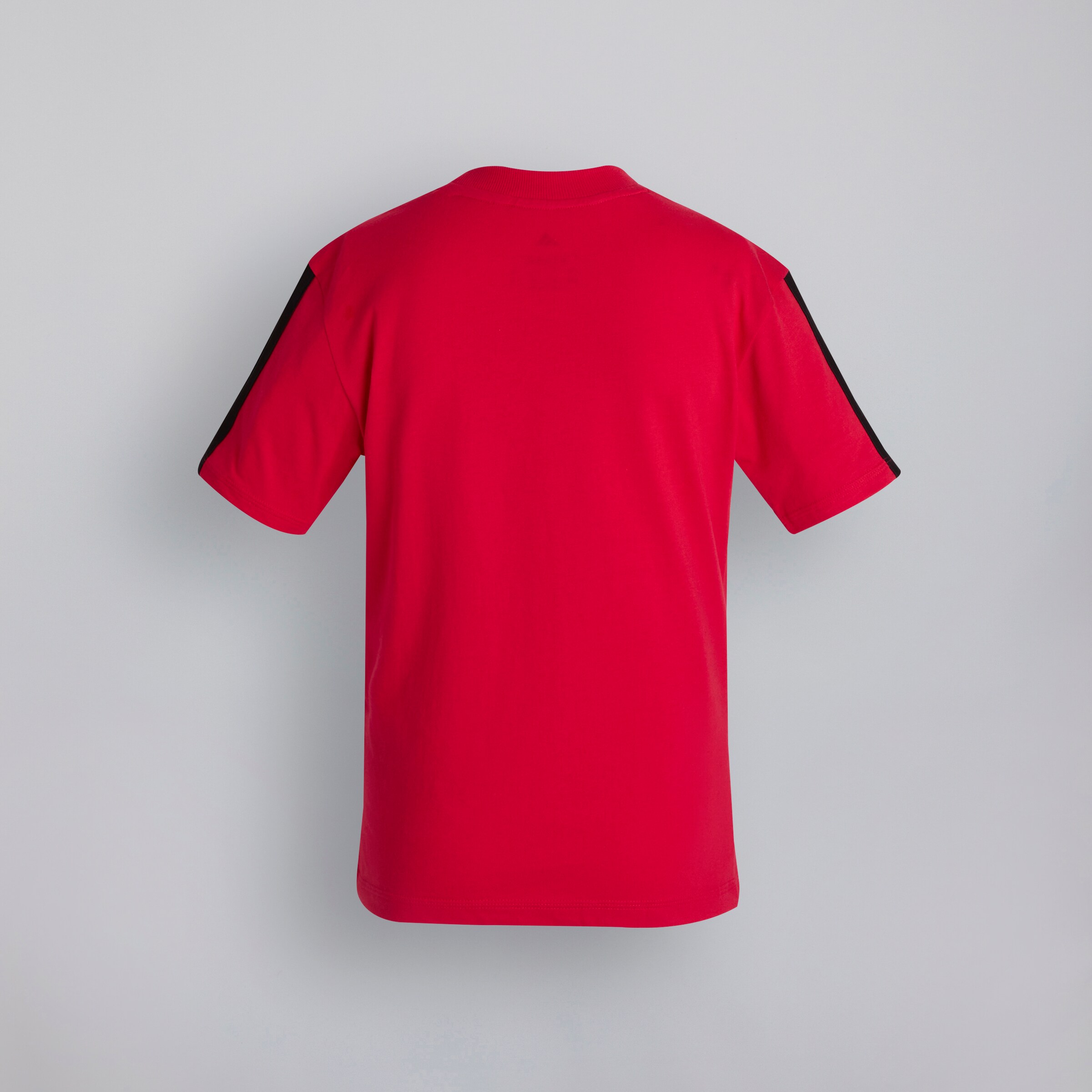 Manchester United x adidas Kids Essentials 3-Stripes T-Shirt Red Rouge Détail [2-2]