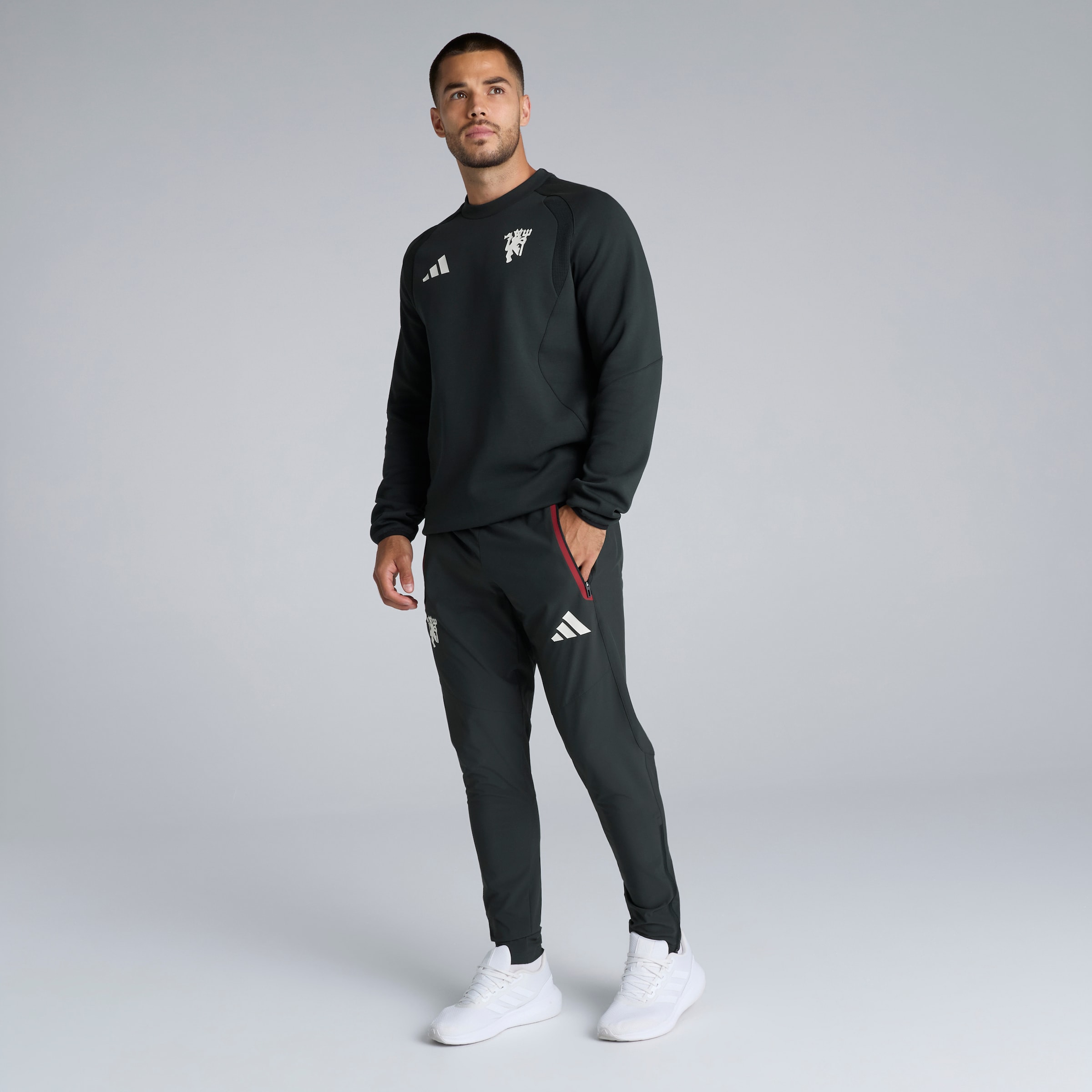Manchester United Tiro Tech Track Pants Green Grün Detail [3-7]