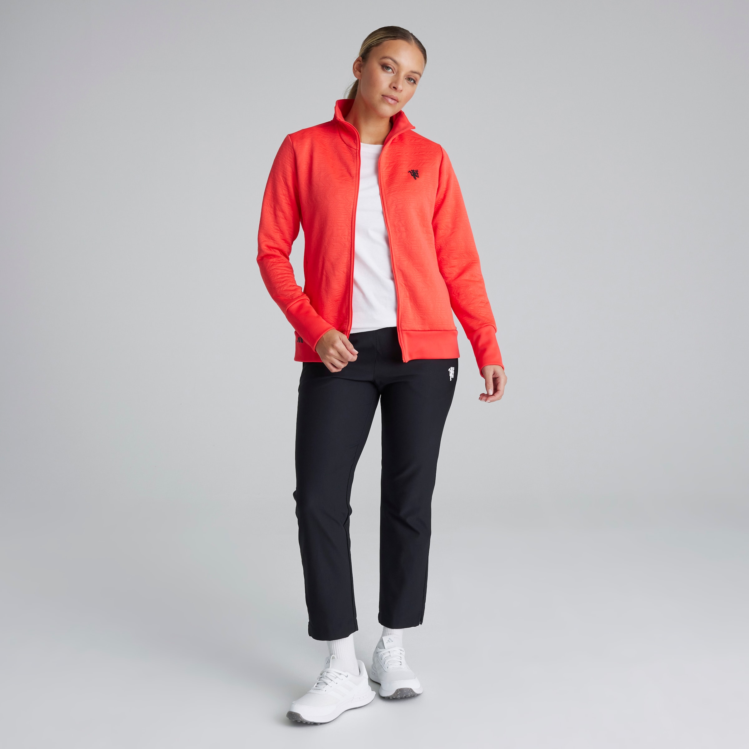 Manchester United x adidas Womens Golf COLD.RDY Jacket Red Red Detail [3-5]