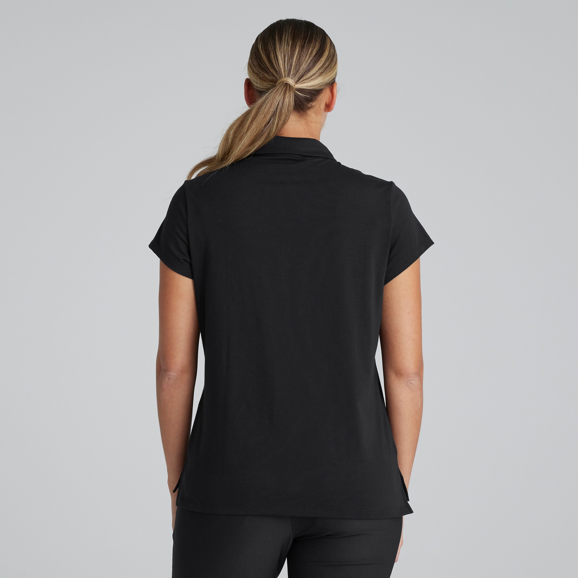 Manchester United x adidas Womens Golf Go-To Heathered Polo Shirt Black Black Detail [2-4]