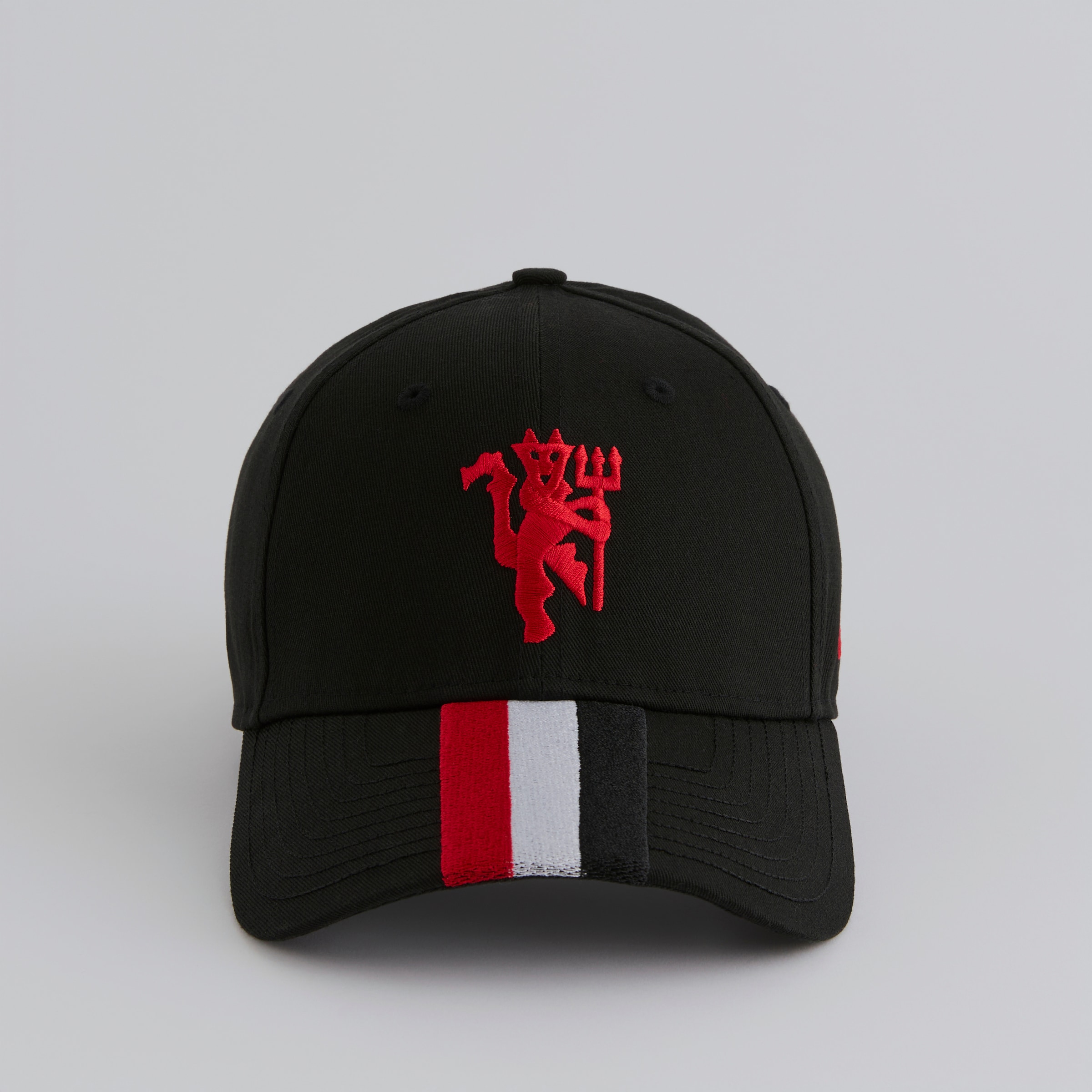 Manchester United x New Era Fan Flag Visor 9 Forty Cap Black Black