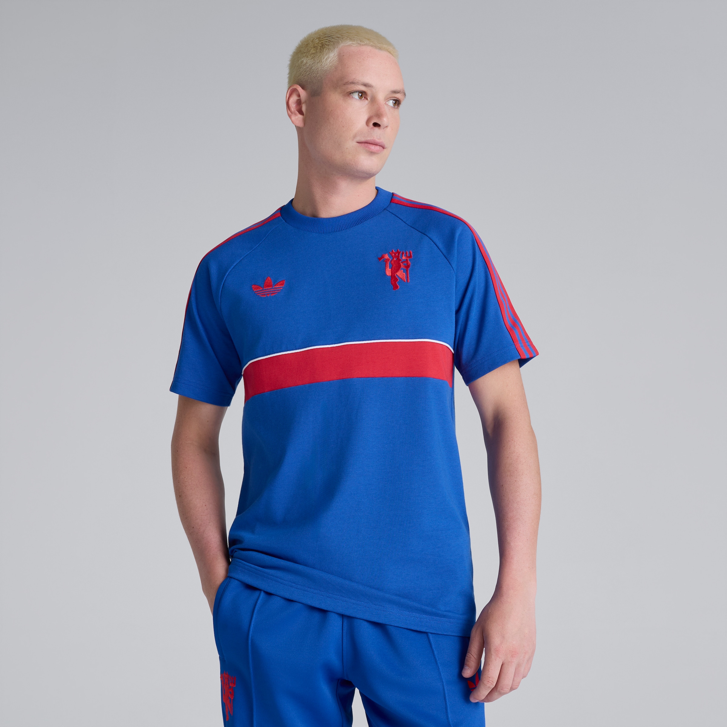 Manchester United x adidas Originals T-Shirt Blue Bleu