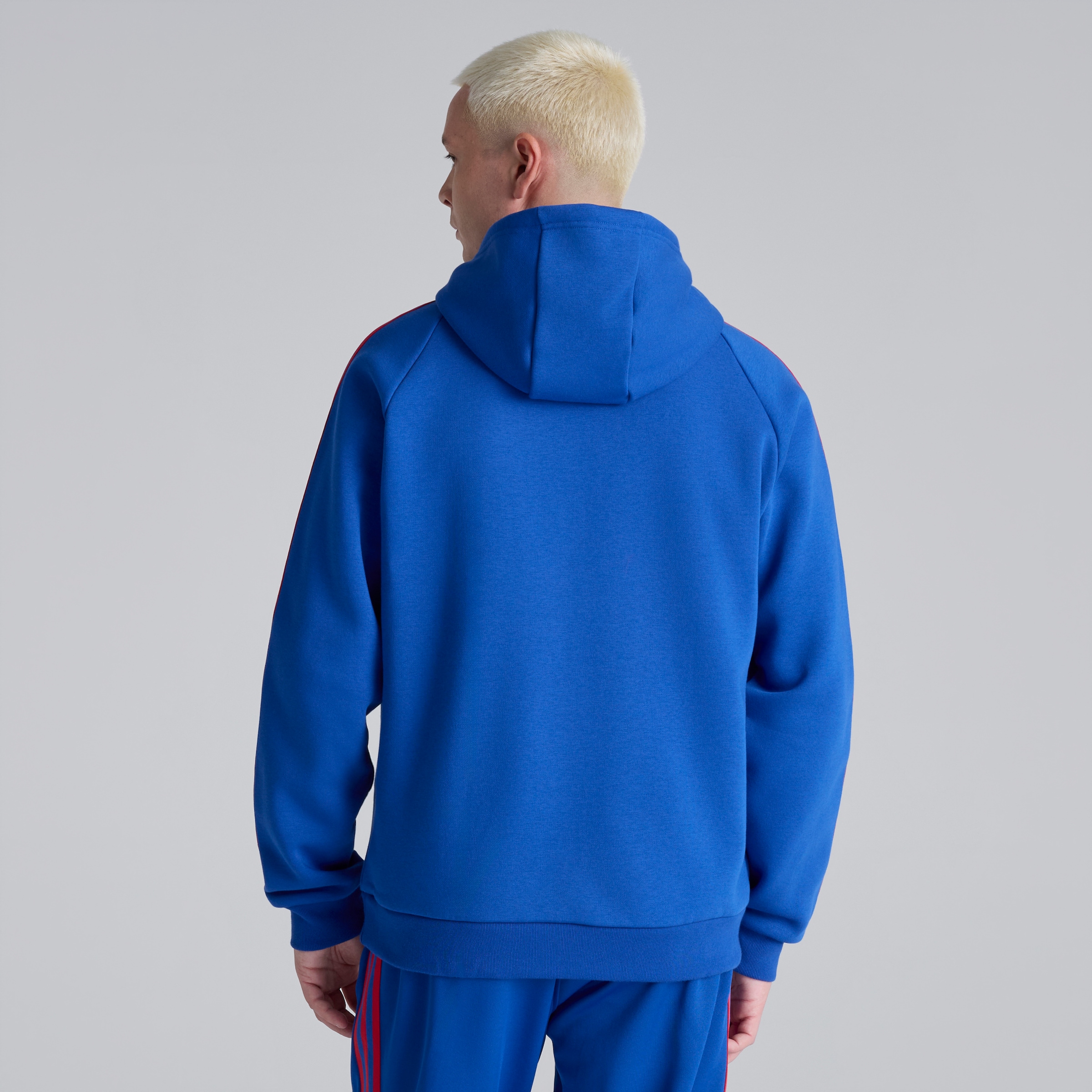 Manchester United x adidas Originals Hoodie Blue 蓝色 细节 [2-6]