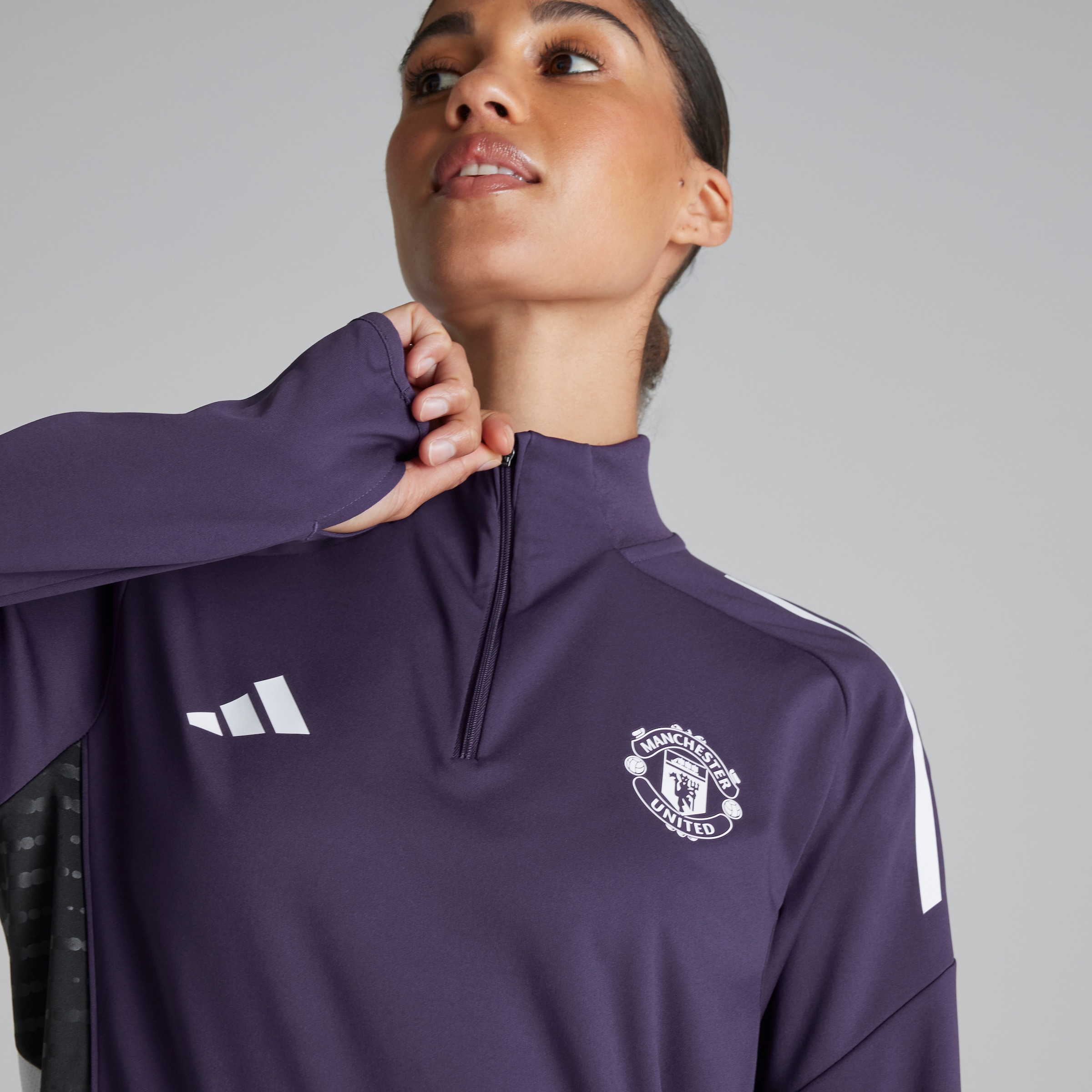 ADIDAS Manchester United Tiro 25 タンクトップ ADIDAS Manchester United Tiro 25 タンクトップ Buy Manchester