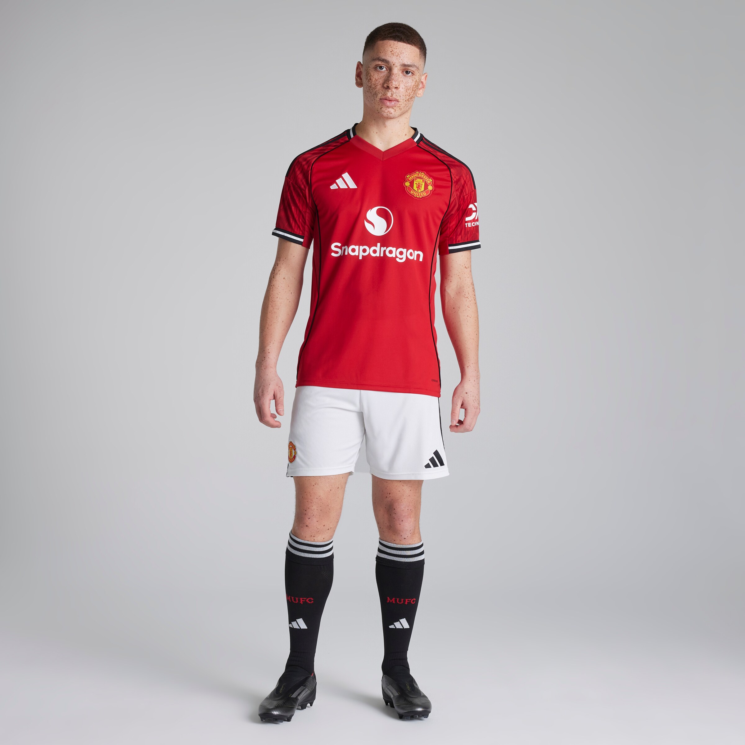Manchester United 25/26 Home Shorts White 흰색 세부 사항 [3-5]