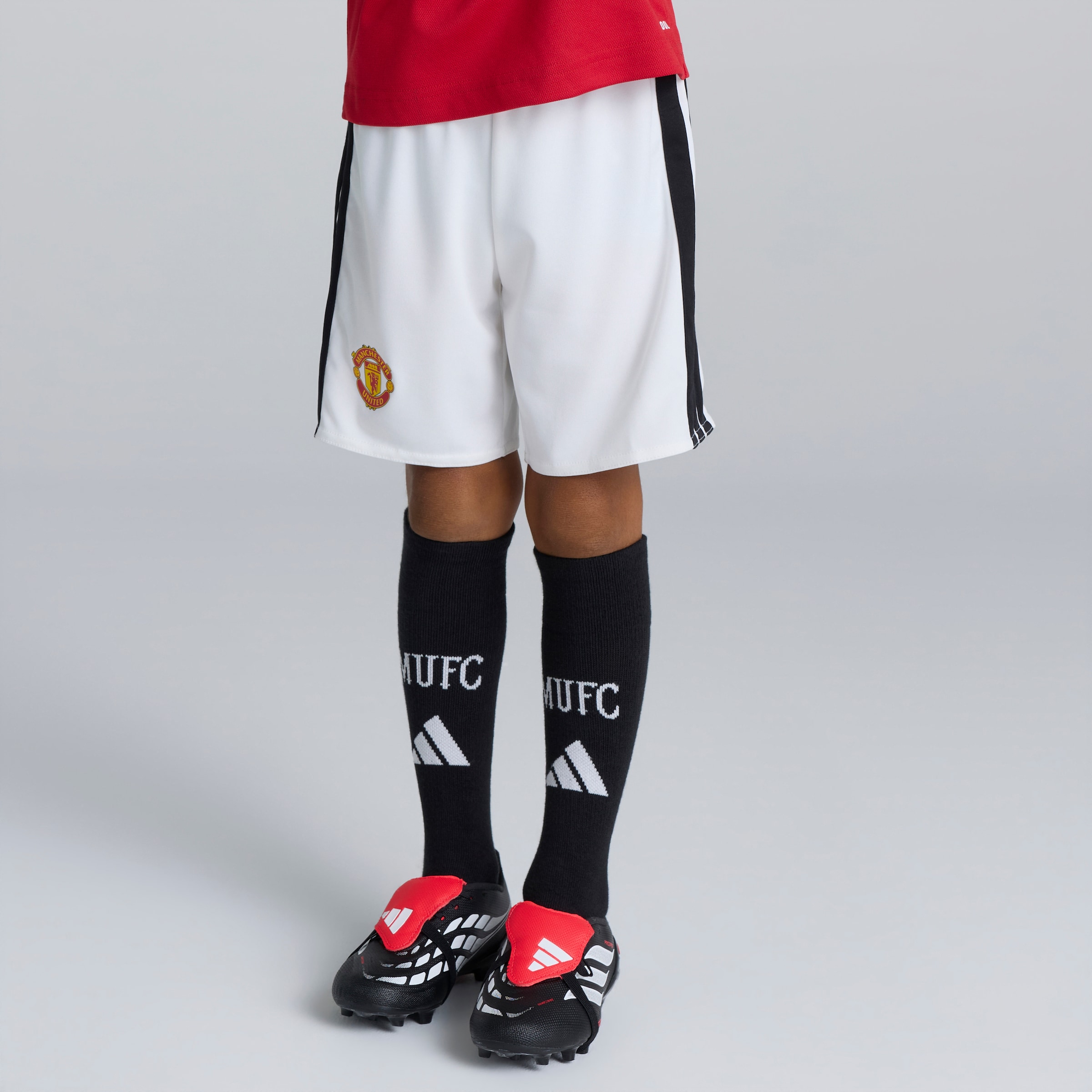 Manchester United Kids 26/27 Home Mini Kit 红色 细节 [4-6]