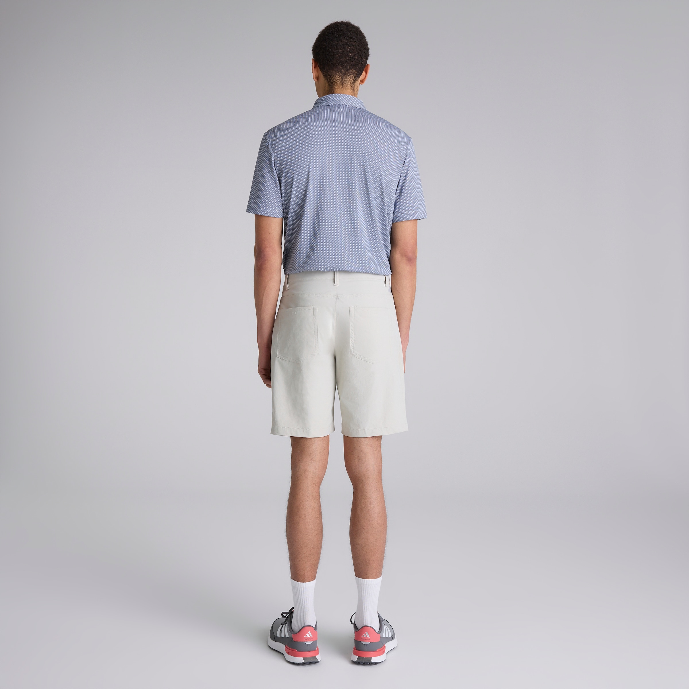 Manchester United x adidas Golf Ultimate365 5-Pocket Golf Shorts Beige White Detail [2-5]