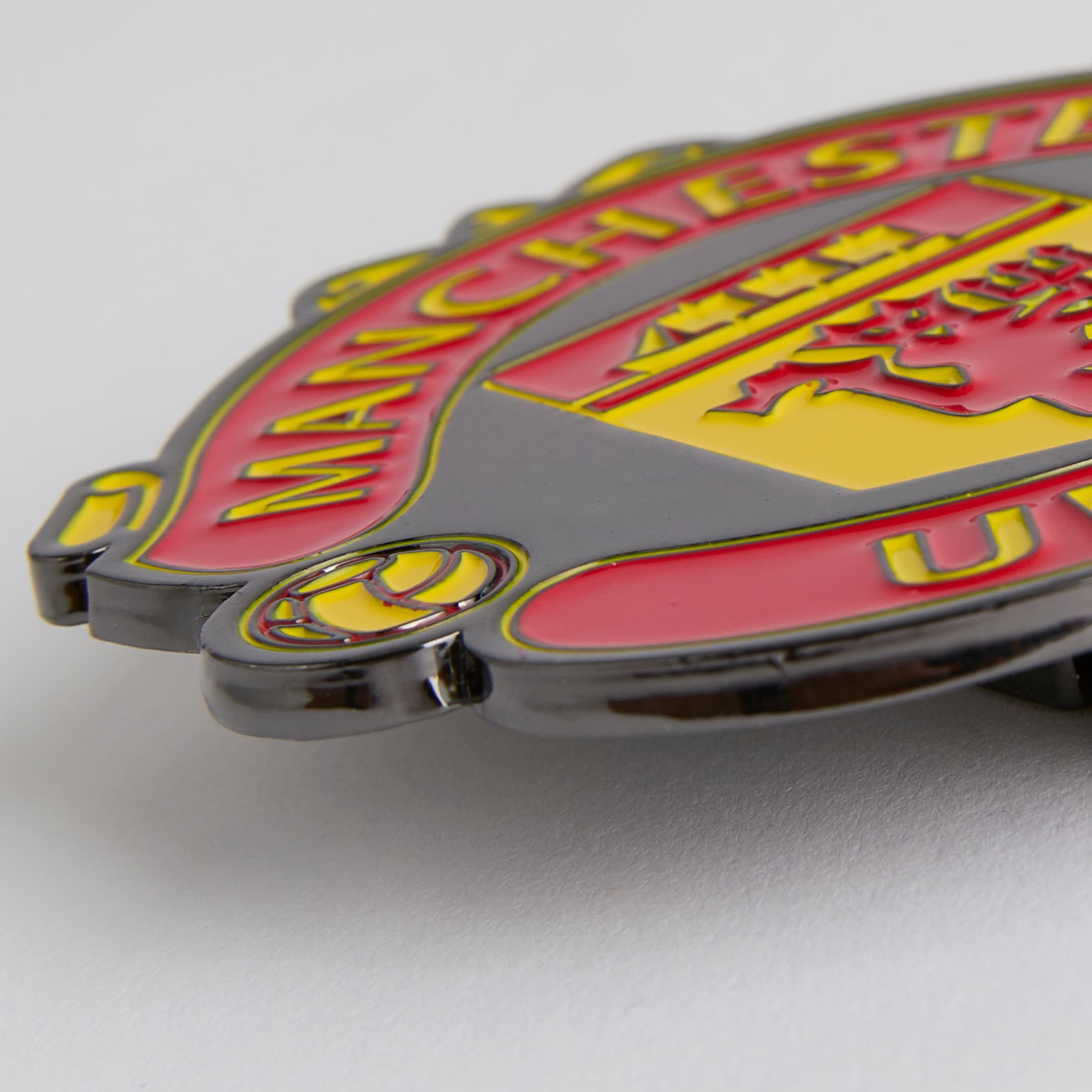 Manchester United Crest Bottle Opener Magnet Red Red Detail [4-4]