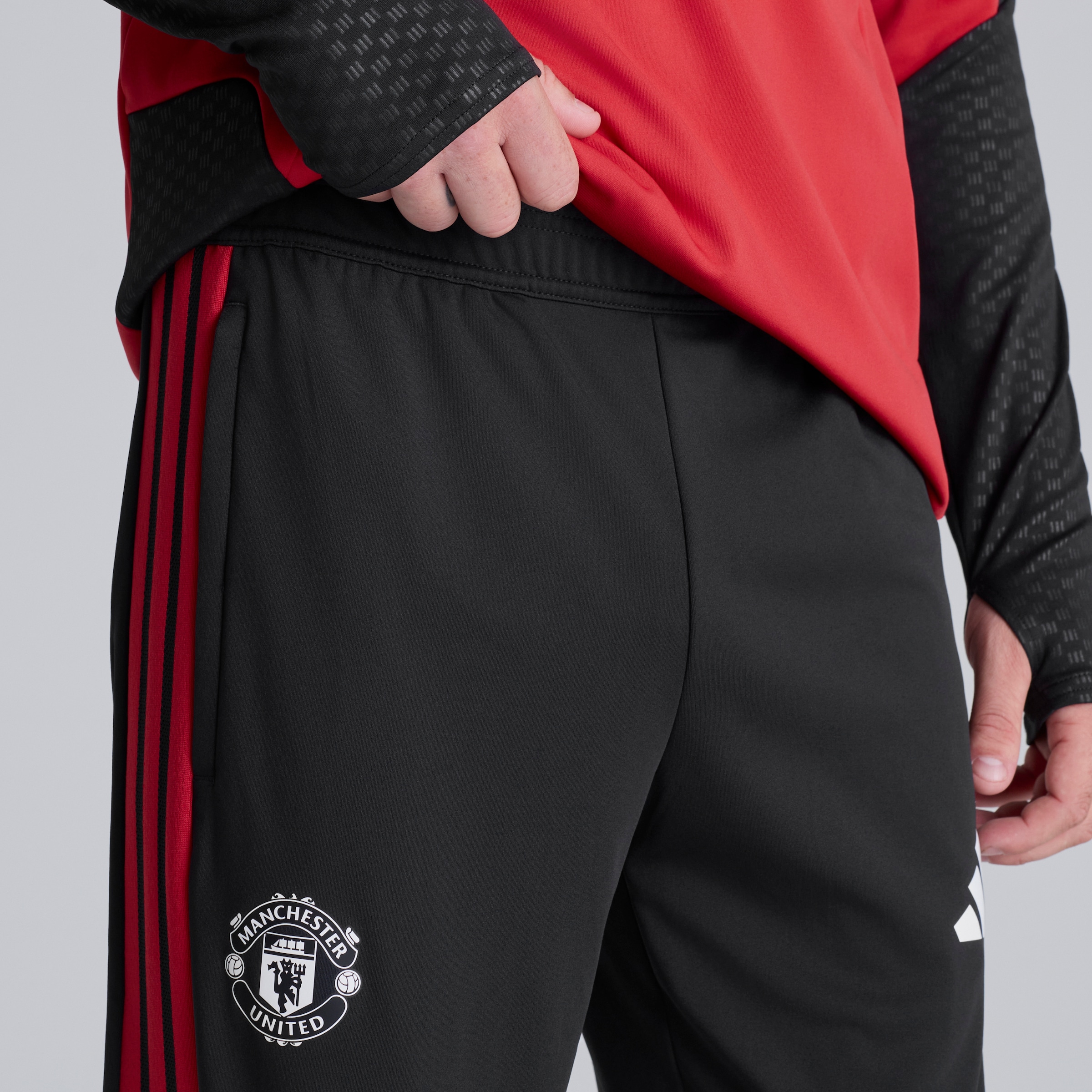 Manchester United 26/27 Training Tiro Pants Black Black Detail [5-6]