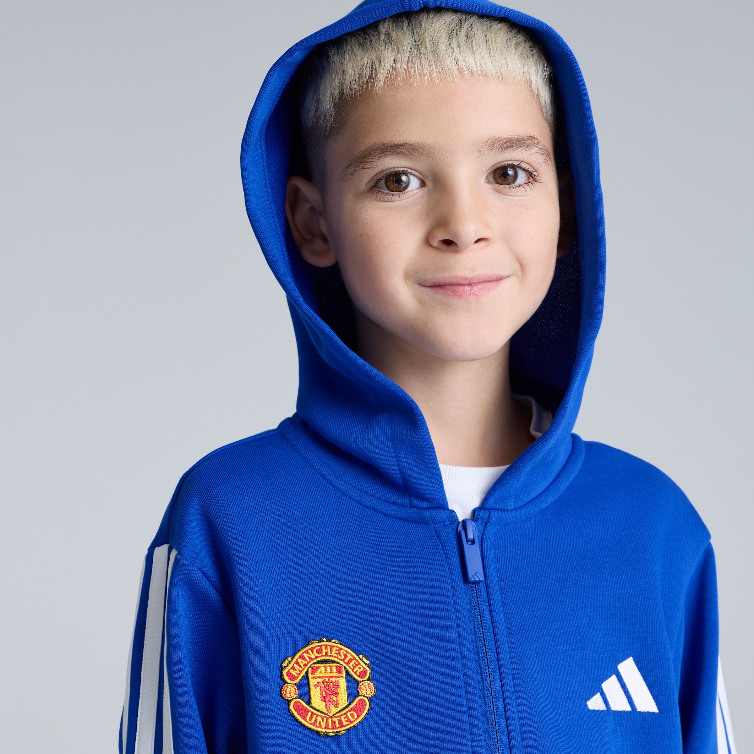 Manchester United x adidas Kids Essentials French Terry Tracksuit Blue Blue Detail [5-6]