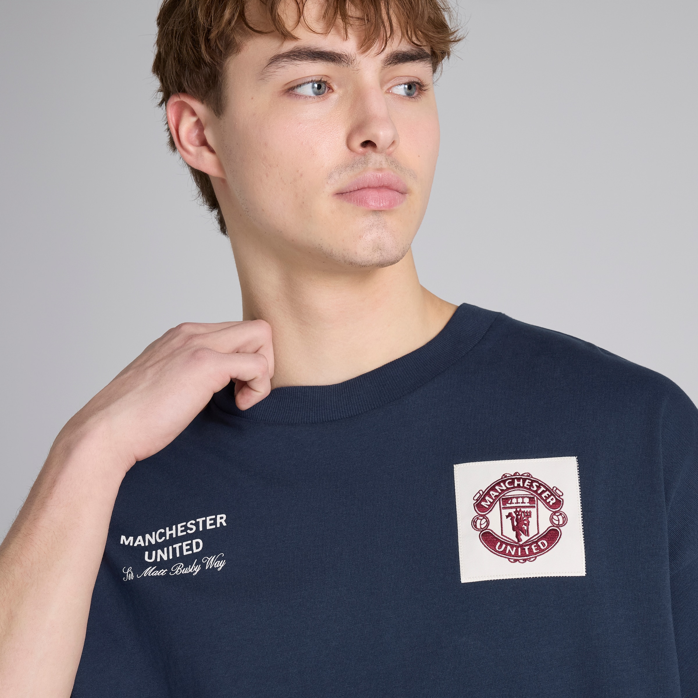 Manchester United Theatre of Dreams T-Shirt Navy Navy blue Detail [4-5]