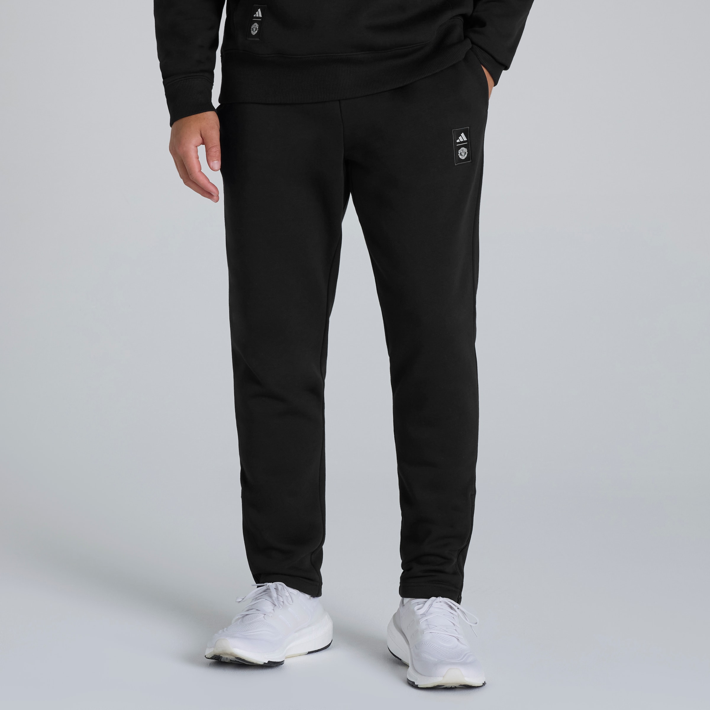 Manchester United x adidas Seasonal Pant Black