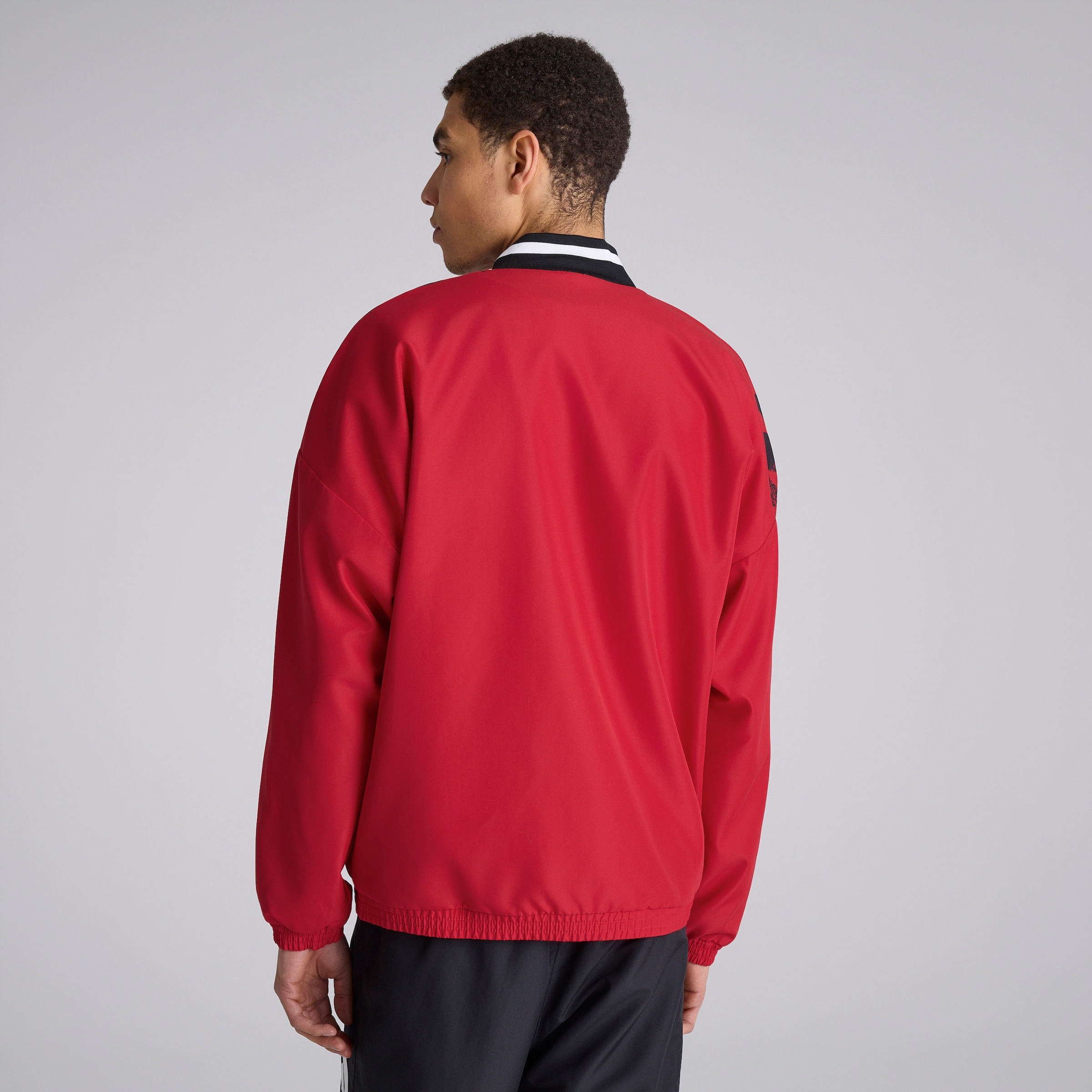 Manchester United x adidas Stadium Track Top Red Rojo Detalle [2-6]