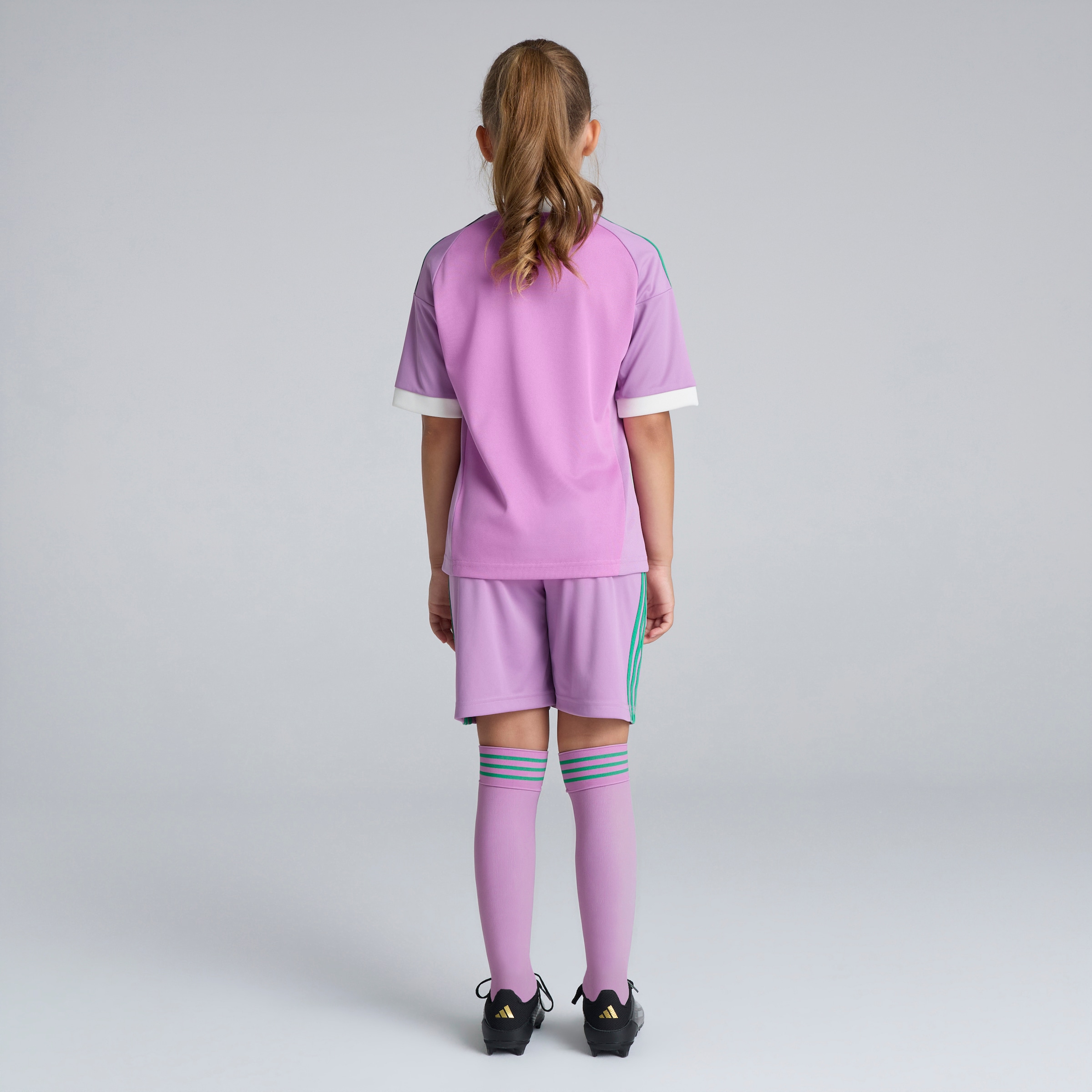 Manchester United Kids 26/27 Away Goalkeeper Shorts Pink 粉色 细节 [2-5]