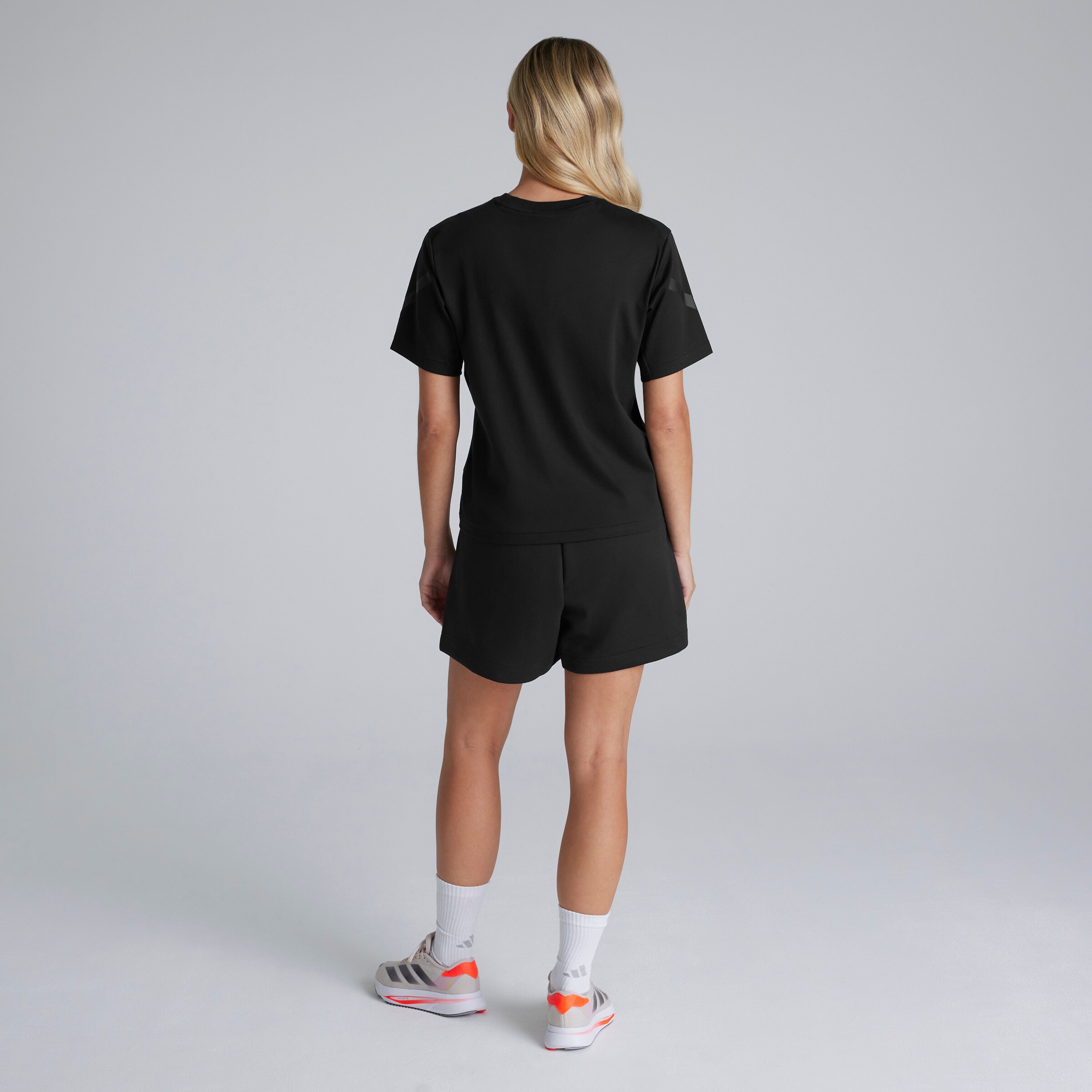 Manchester United x adidas Shorts Z.N.E. pour femmes Noir Noir Détail [2-5]