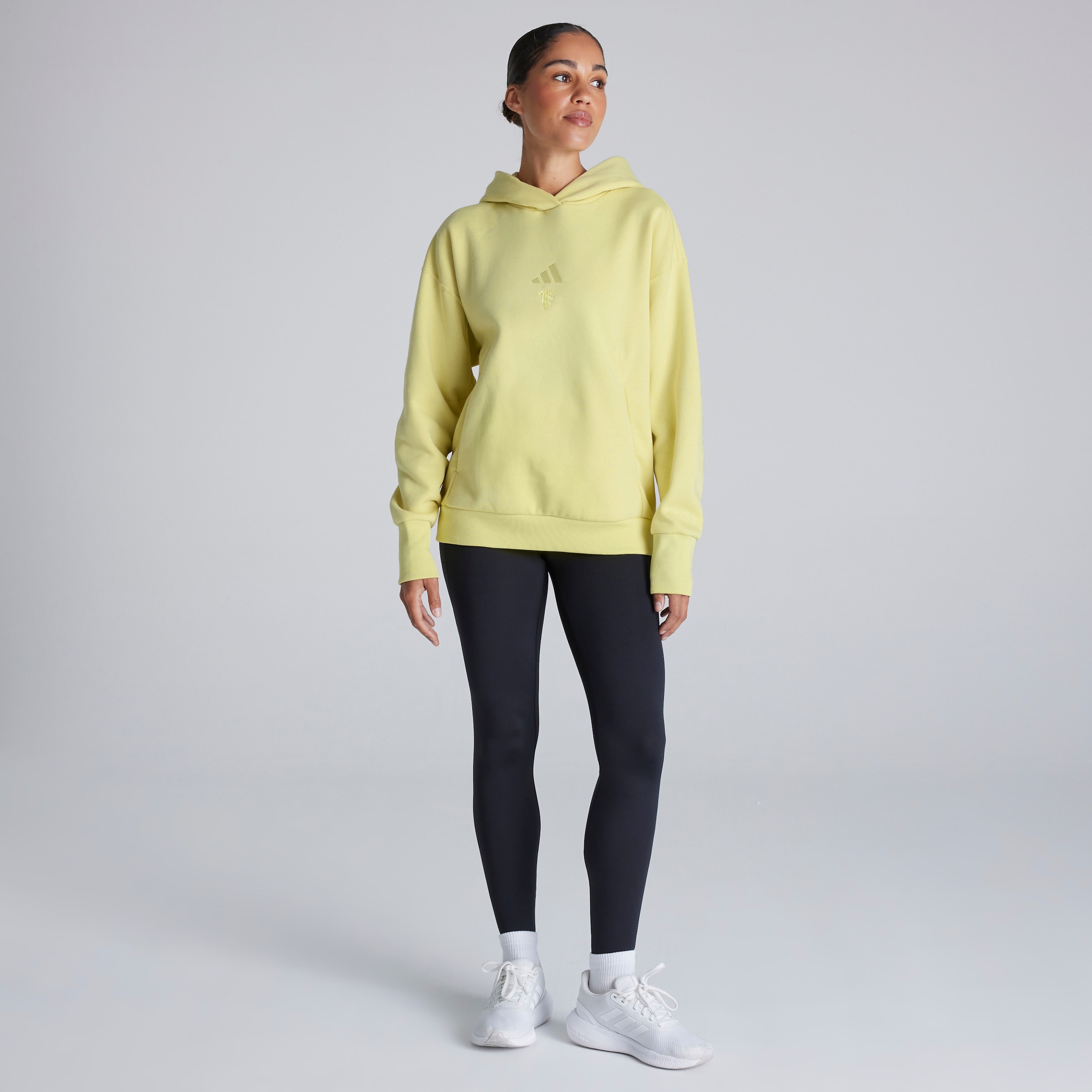 Manchester United x adidas Womens ALL SZN Fleece Hoodie Yellow Jaune Détail [3-6]