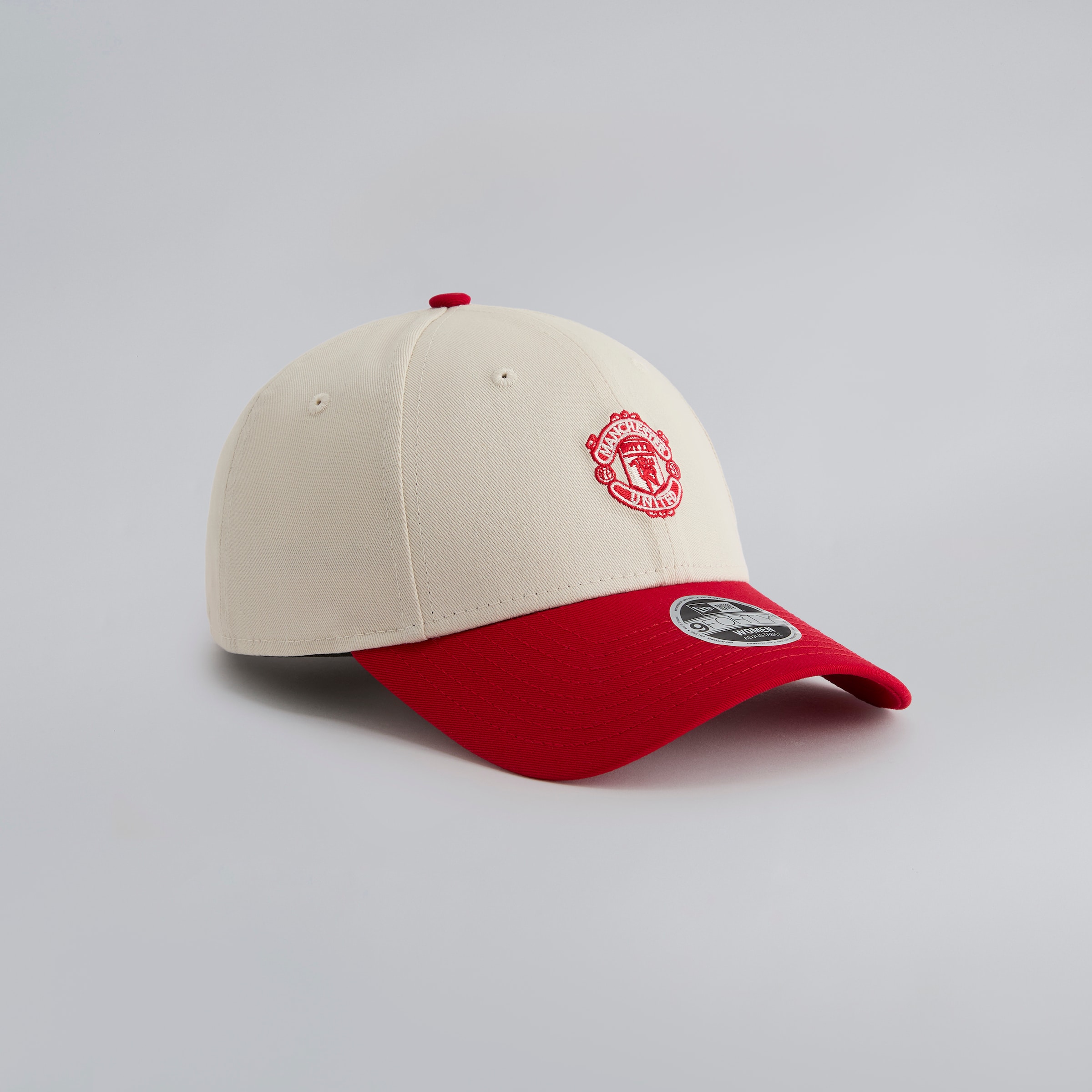 Manchester United x New Era Womens 9Forty Contrast Cap Cream Beige Detail [3-5]