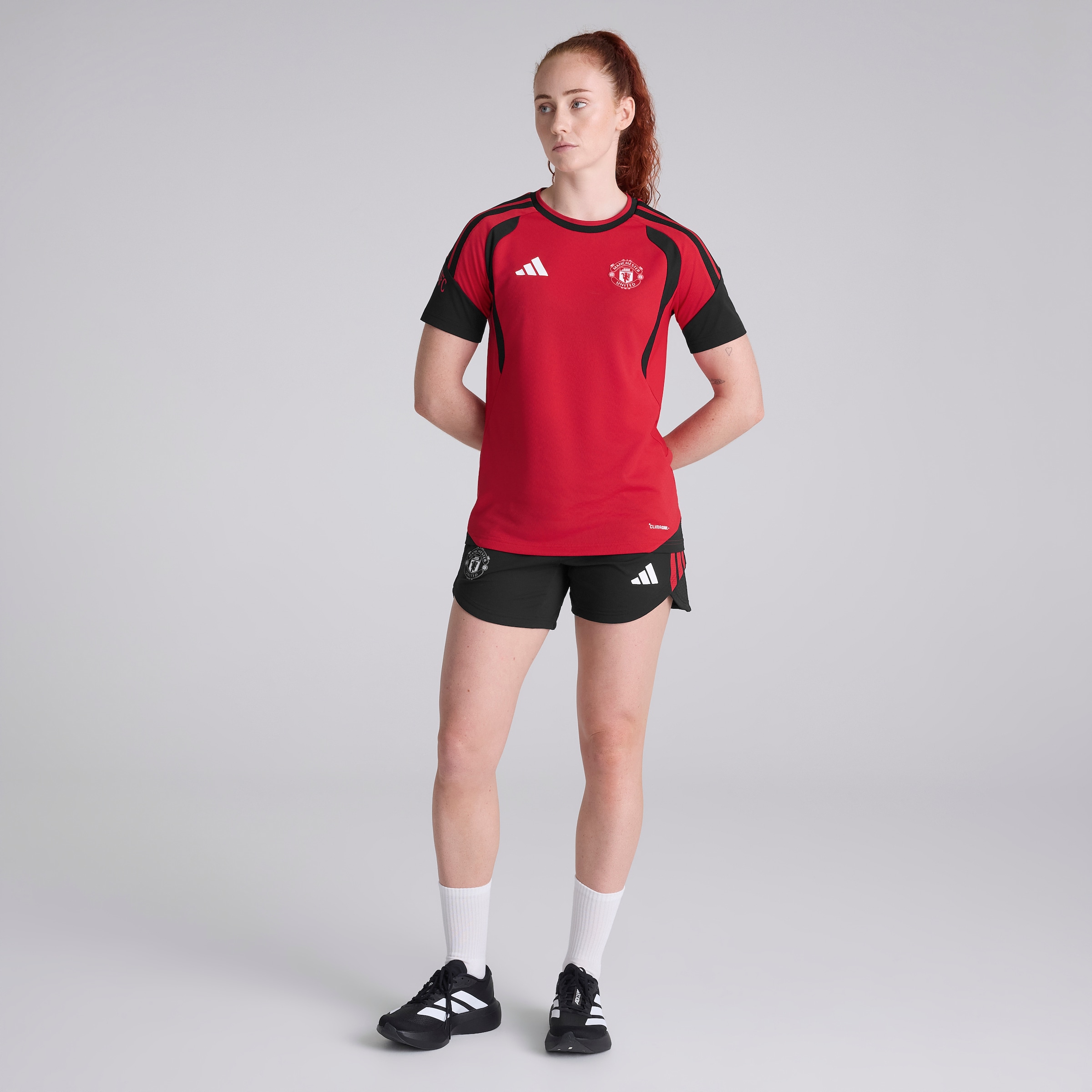 Manchester United Womens 26/27 Training Tiro Authentic Jersey Red Red Detail [3-5]