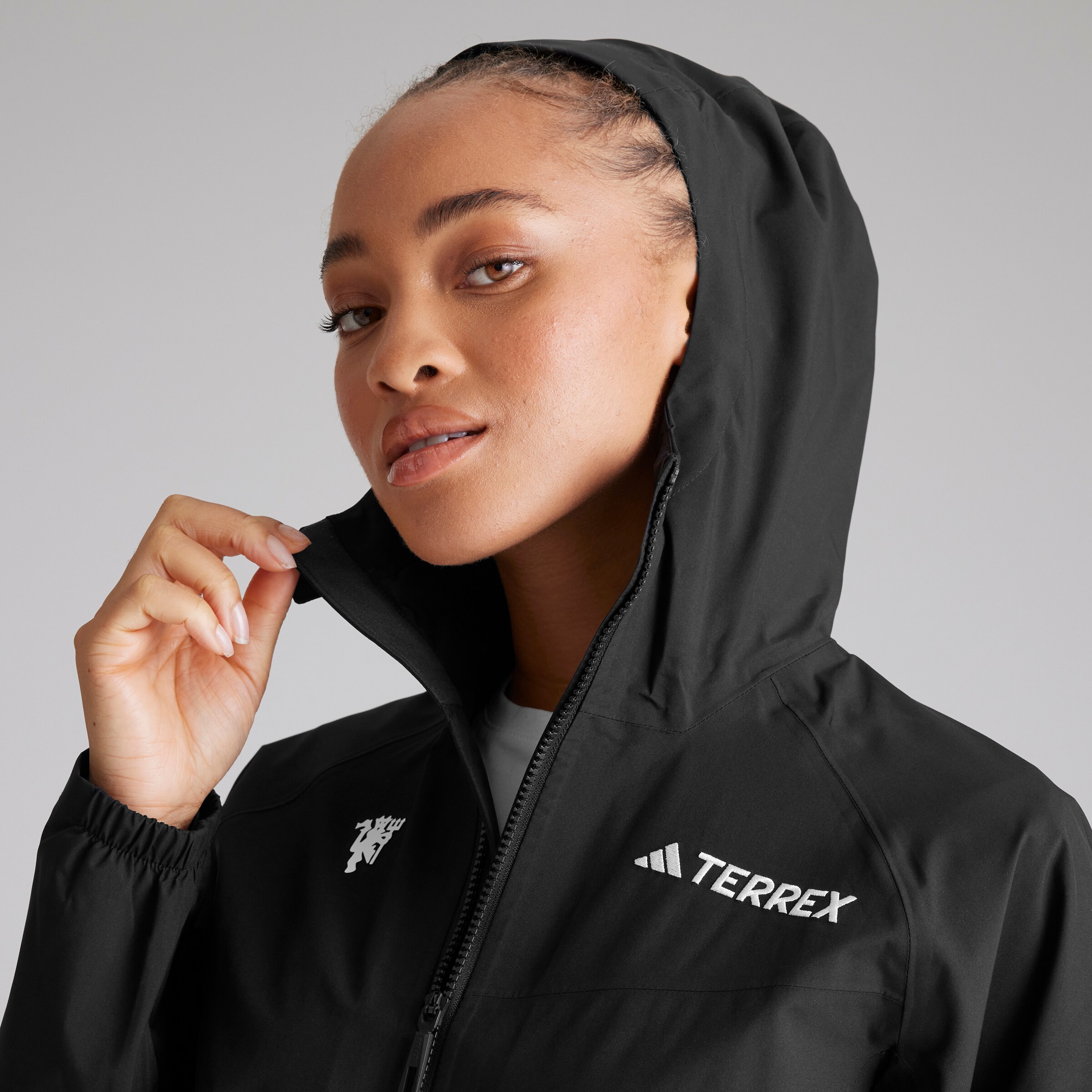 adidas - adidas TERREXジャケットレディース Amazon.com: adidas Women's Terrex Multi RAIN.RDY 2.5-Layer