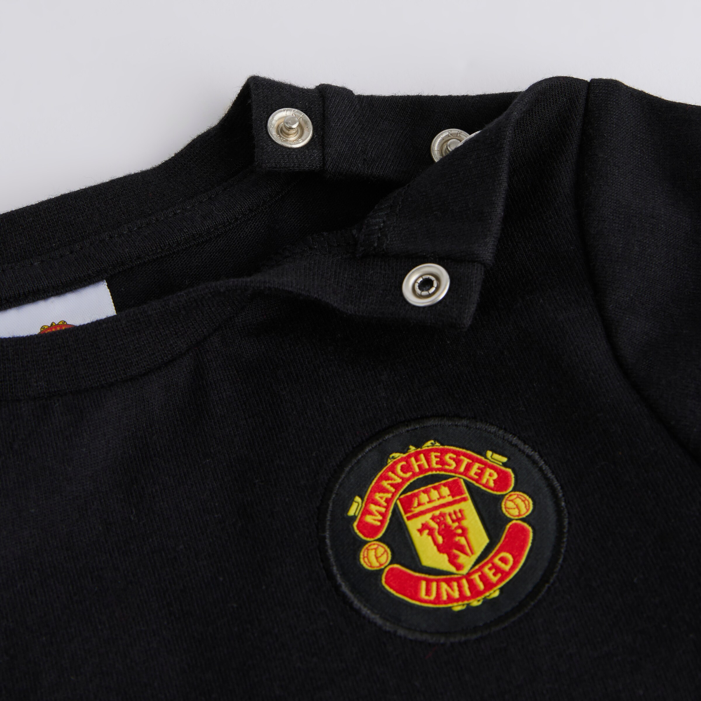 Manchester United Baby Crest T-Shirt Black Black Detail [4-4]
