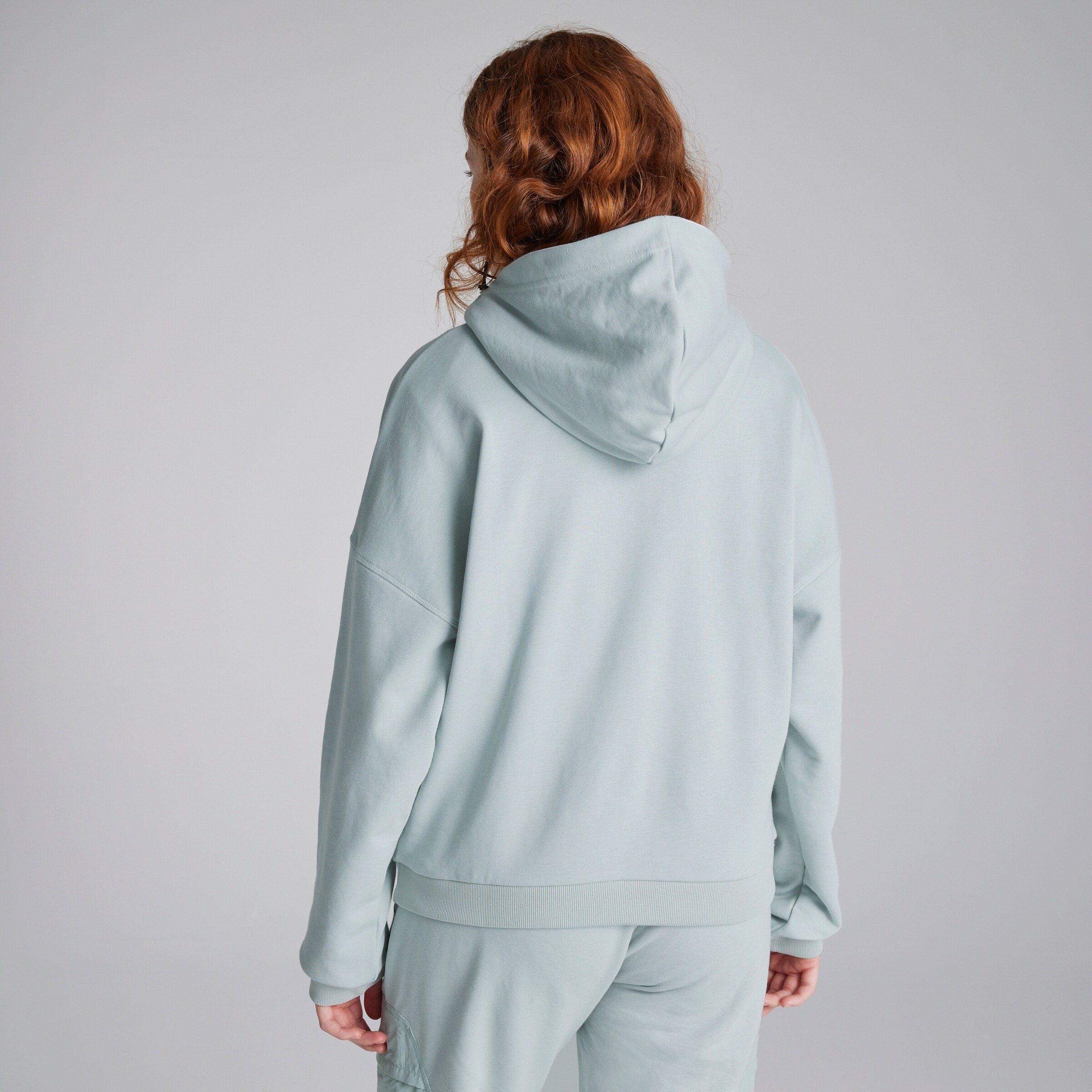 Manchester United x adidas Womens City Escape Hoodie Grey Grey Detail [2-5]