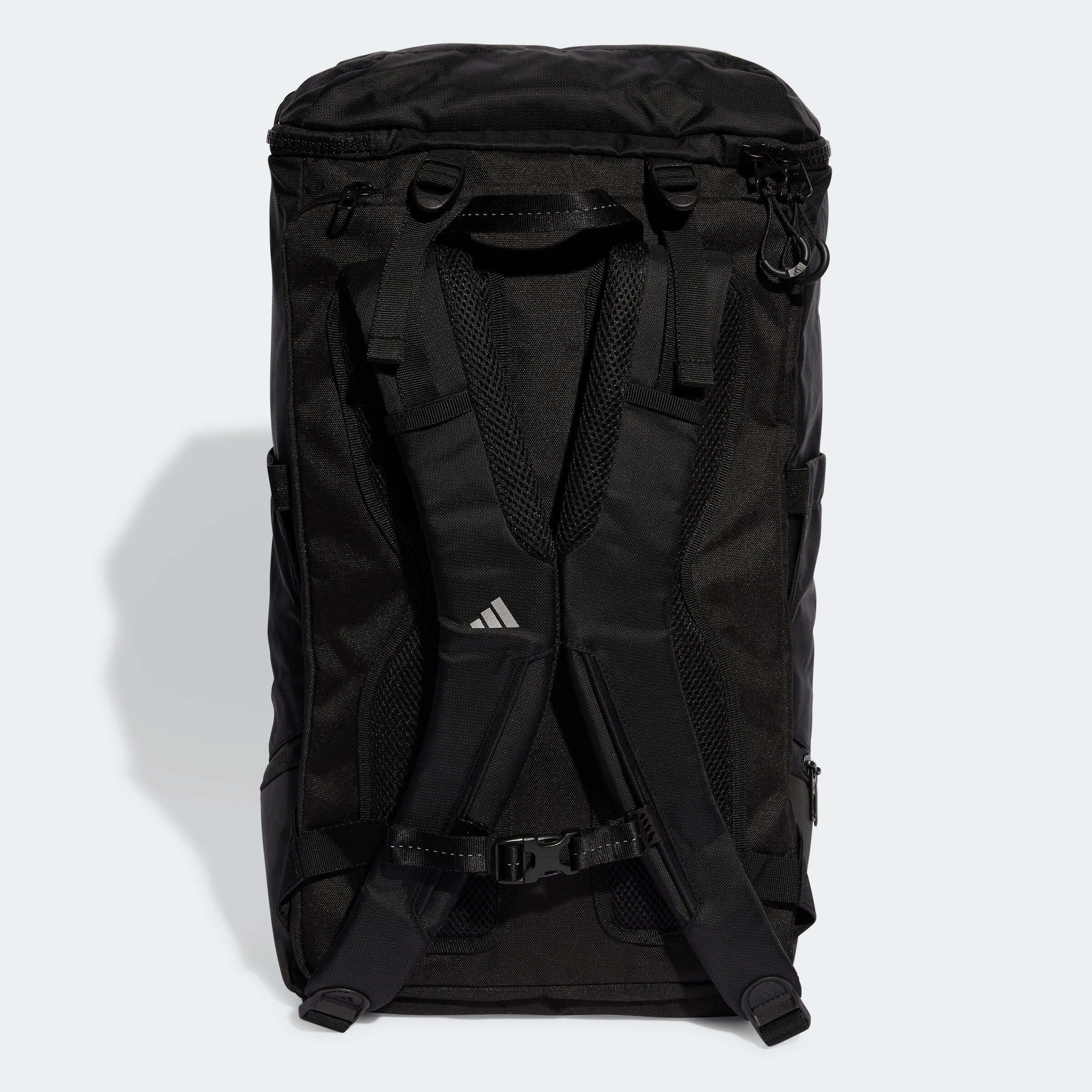Manchester United 25/26 Backpack Black Black Detail [3-6]