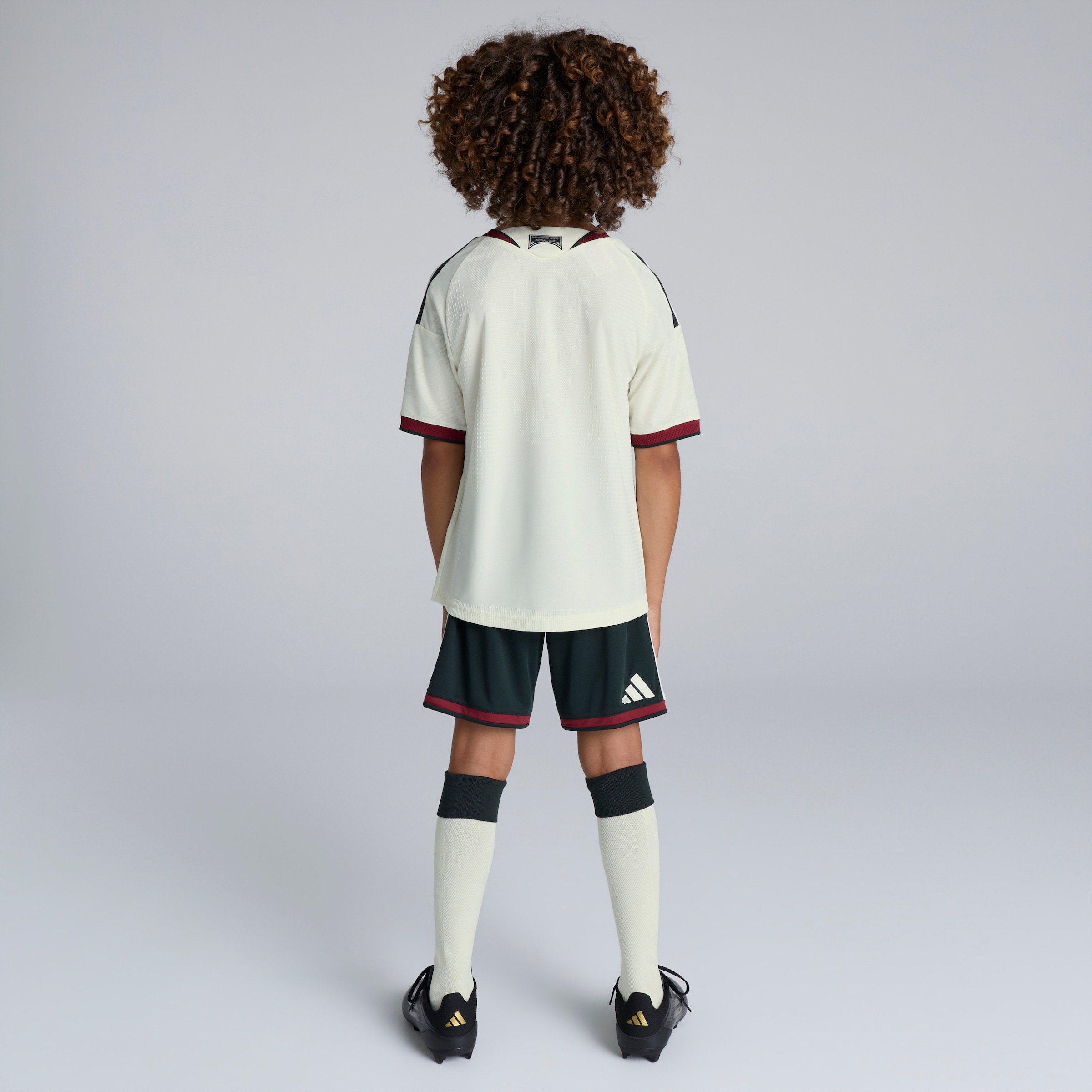 Manchester United Kids 26/27 Third Shorts Green Grün Detail [2-5]