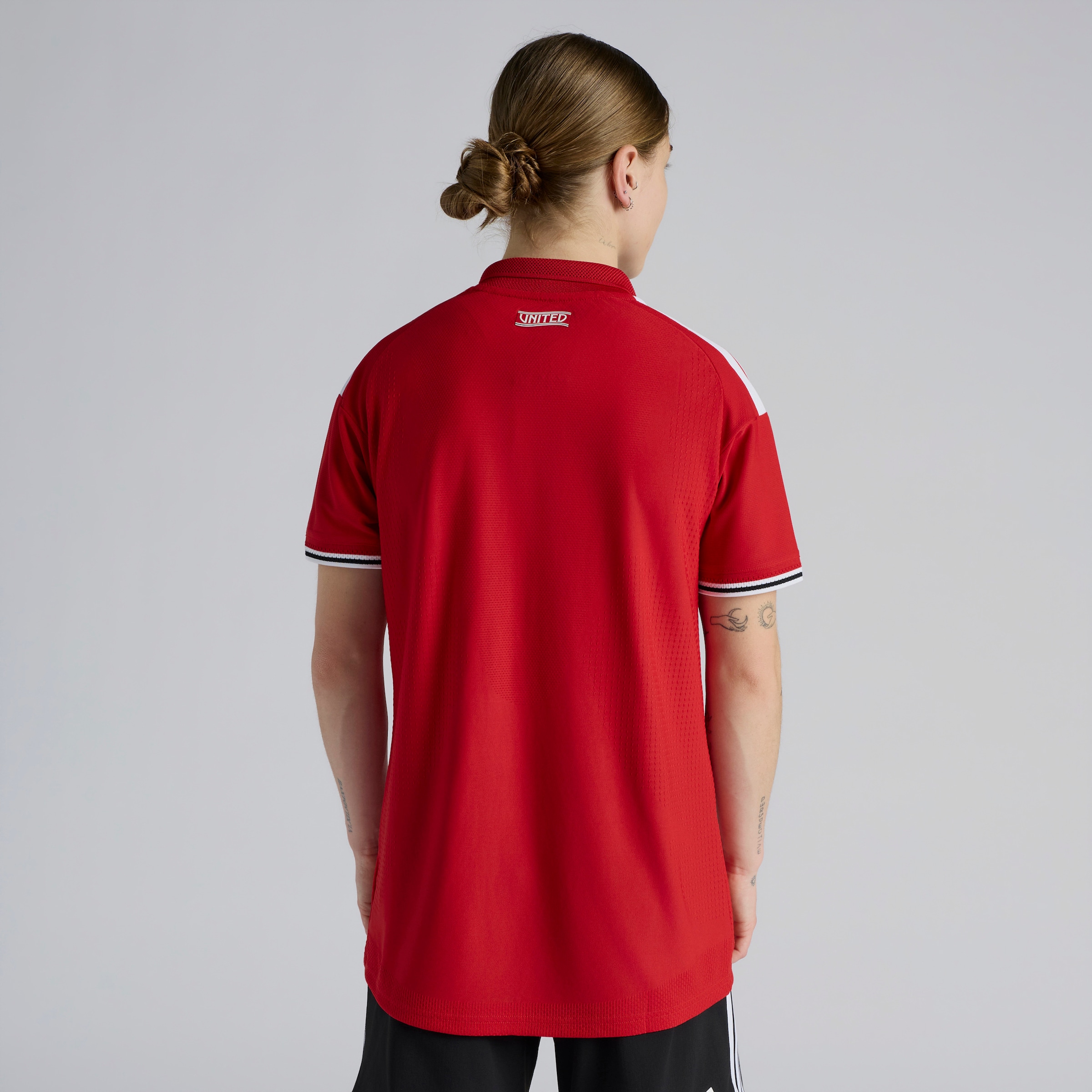Manchester United Womens 26/27 Home Authentic Jersey 红色 细节 [2-6]