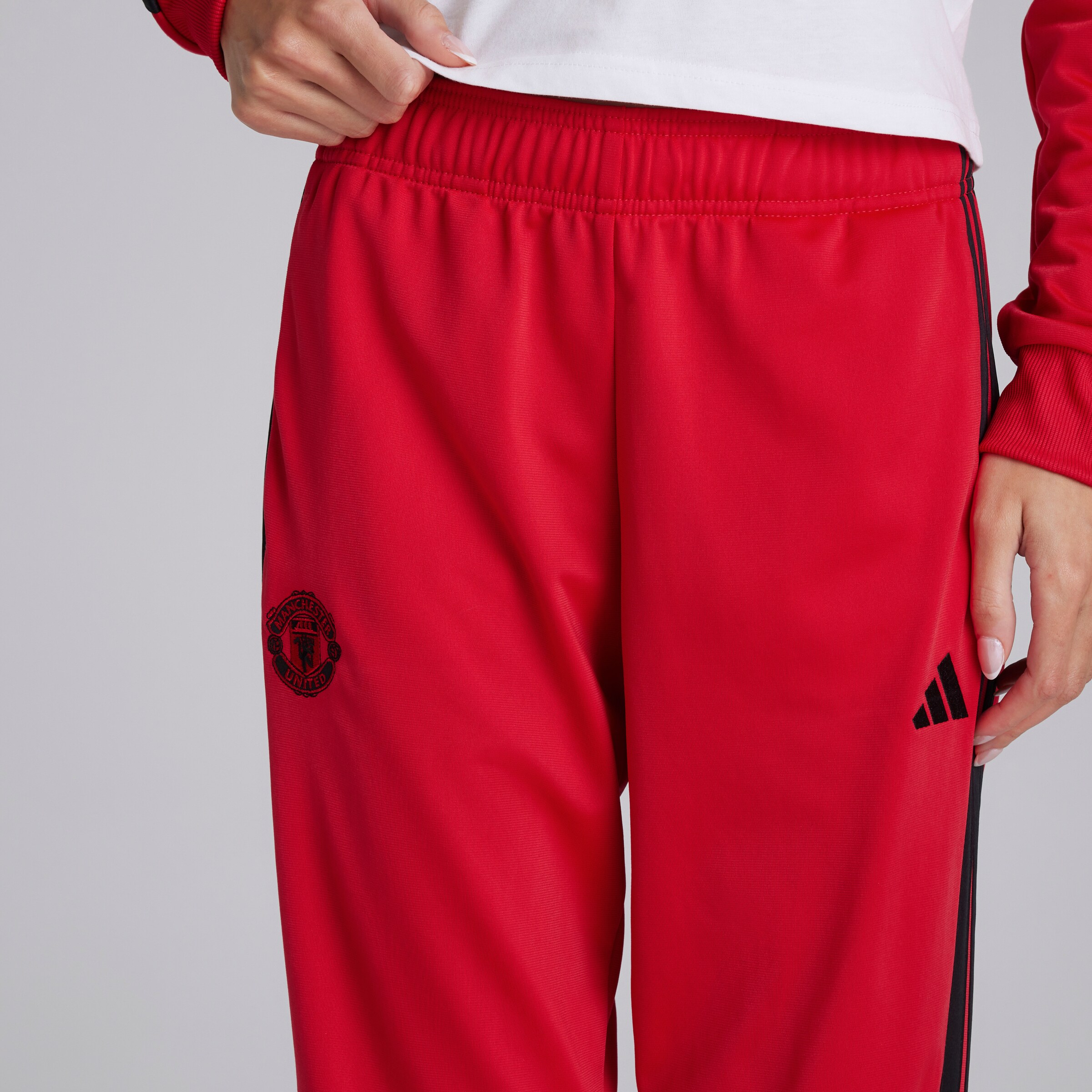 Manchester United x adidas Womens Essentials 3-Stripes Tracksuit Red Red Detail [5-5]