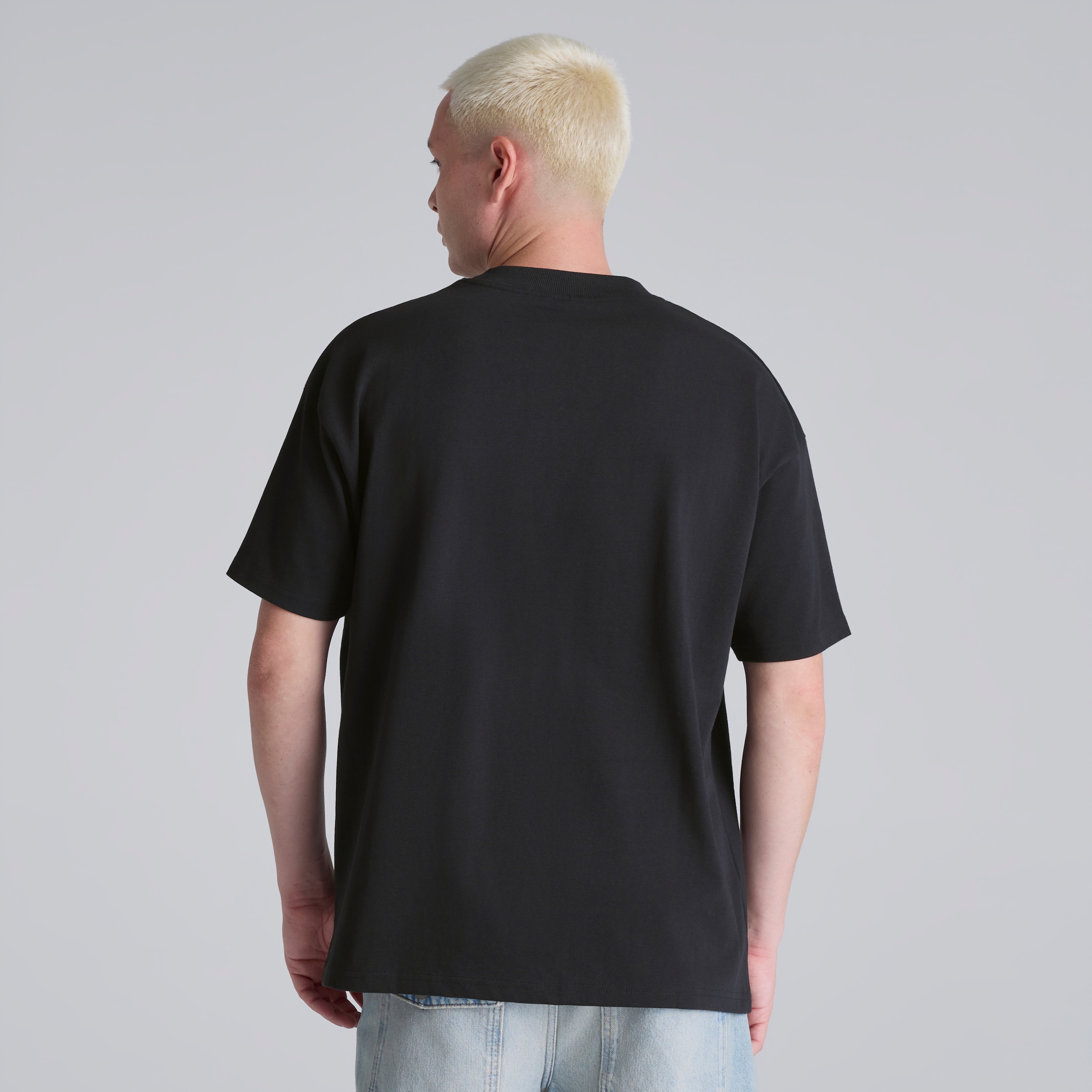 Manchester United Club Colours T-Shirt Black Noir Détail [2-5]