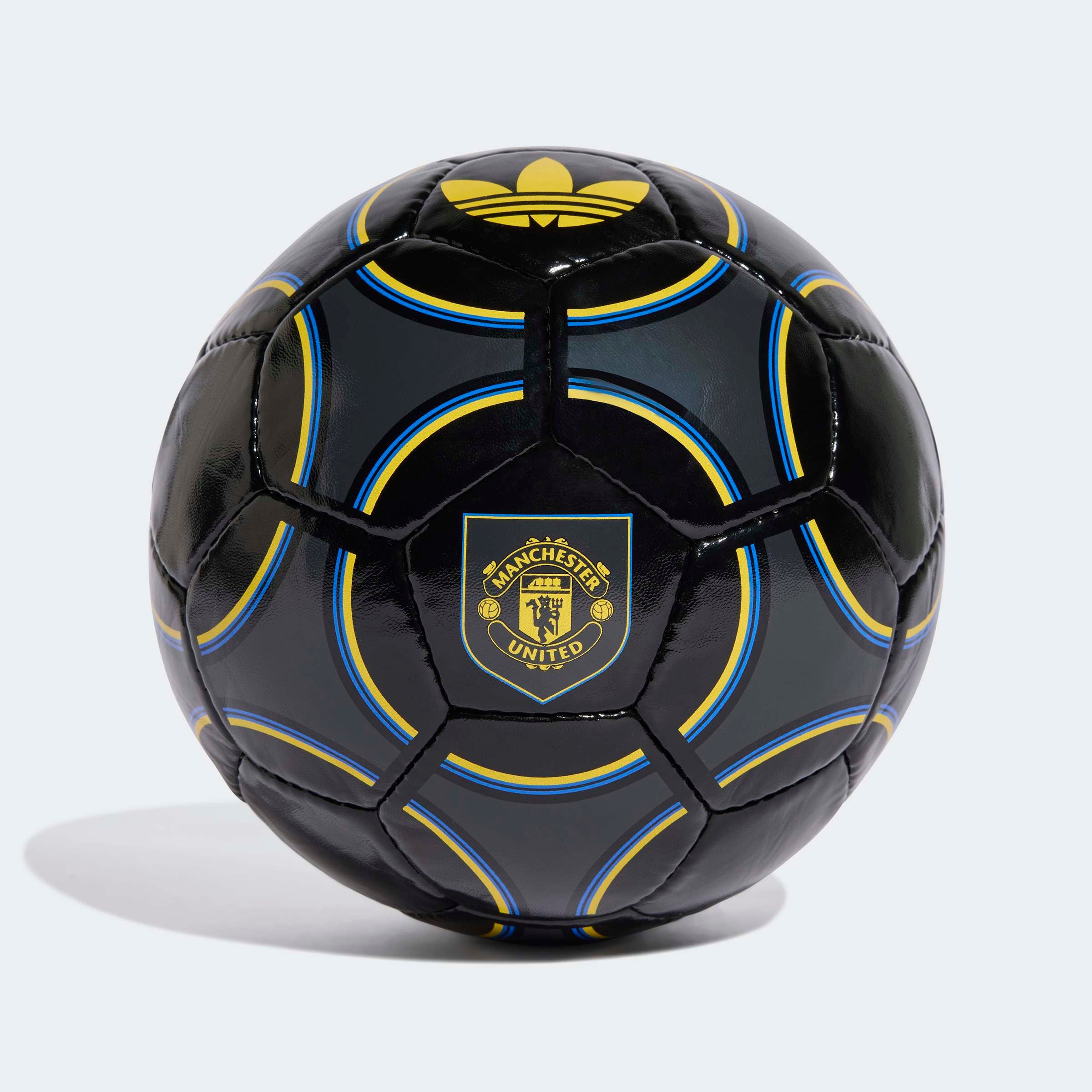 Manchester United x adidas Third Club Ball Size 5 Black Black