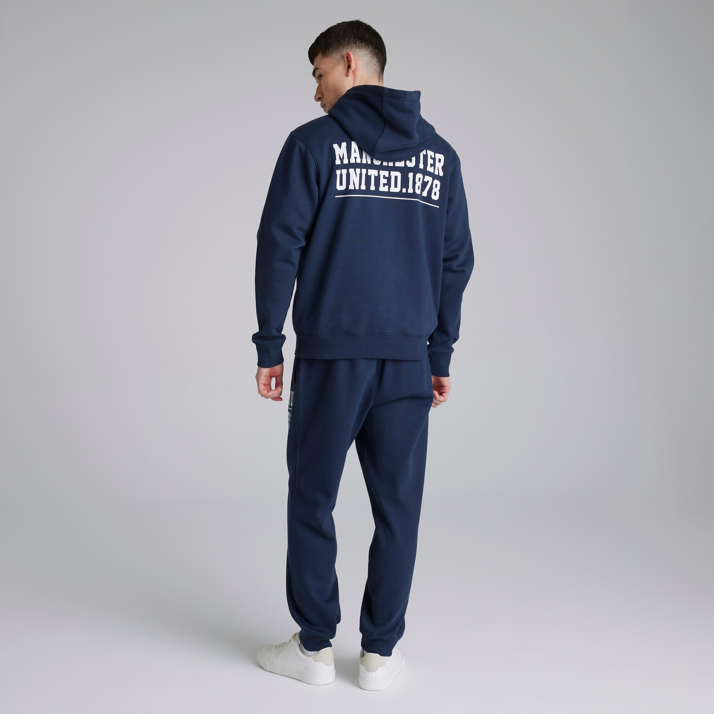 Manchester United Varsity Print Joggers Navy Navy blue Detail [2-5]