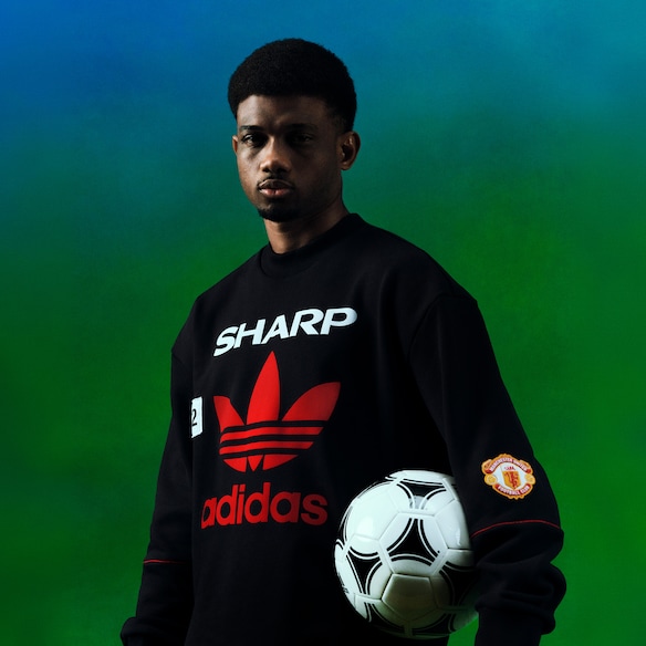 Manchester United x adidas Bringback 90/92 Sweatshirt Black 검정색