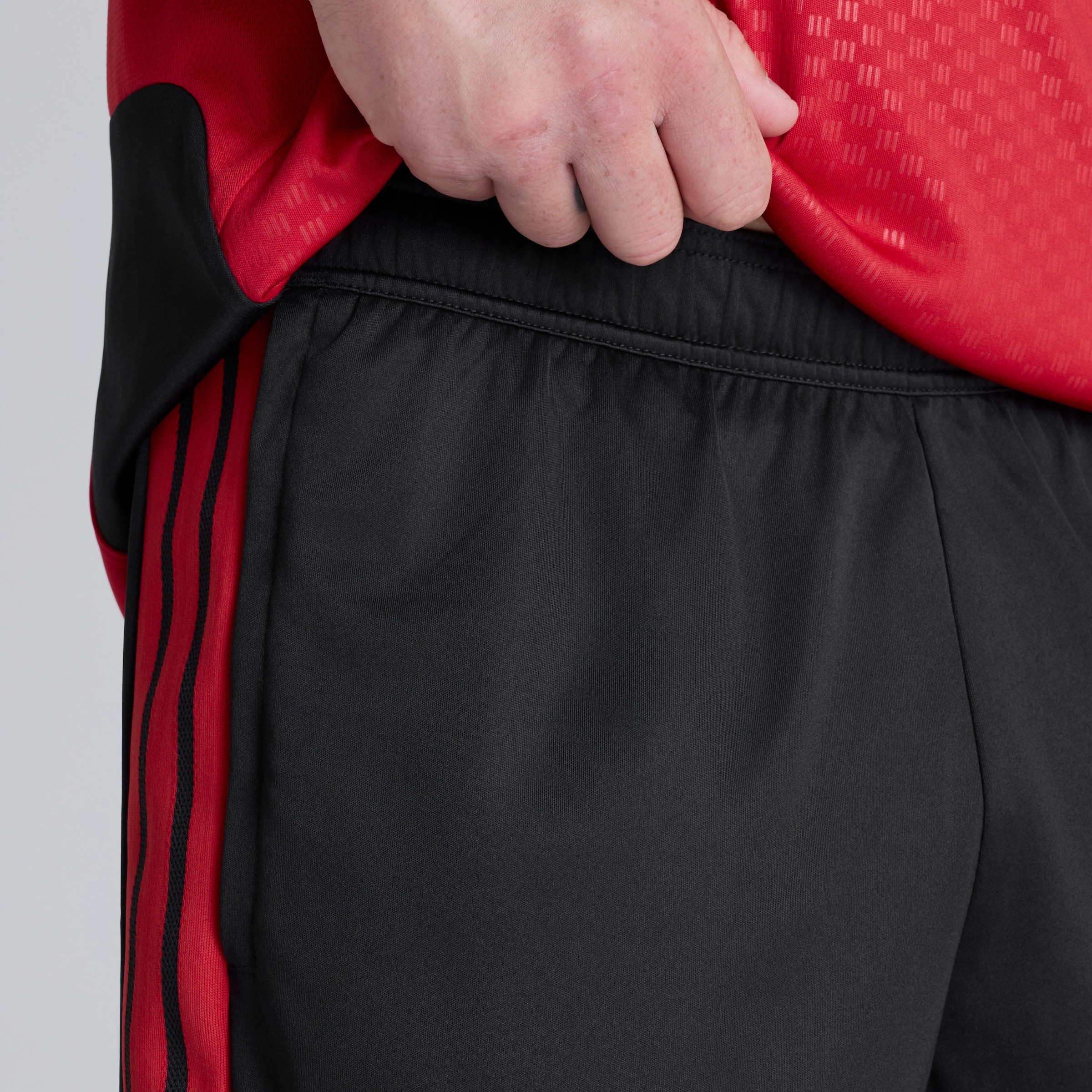 Manchester United 26/27 Training Tiro Shorts Black Black Detail [6-6]