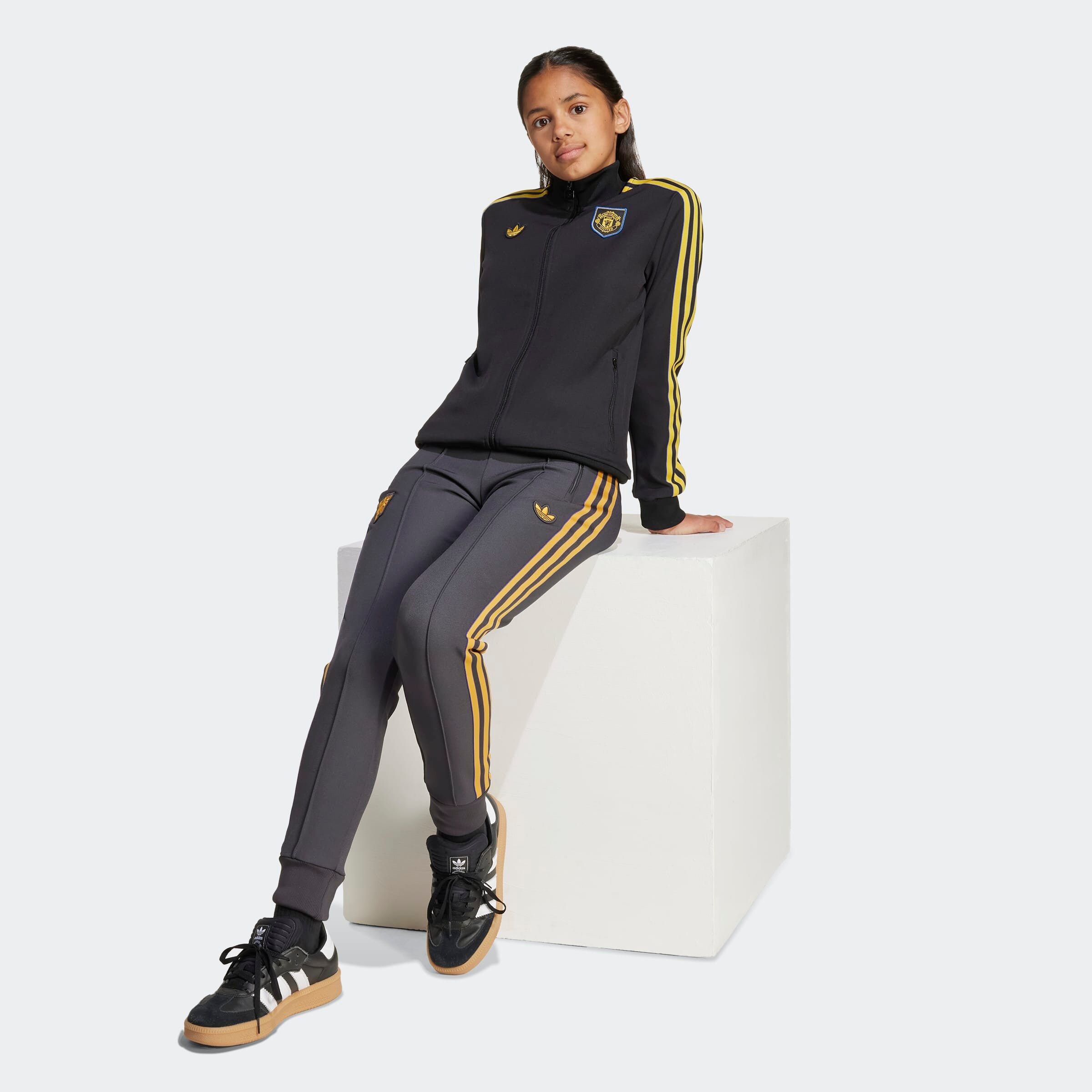 Manchester United Terrace Icons Track Top Kids Black Detail [3-9]