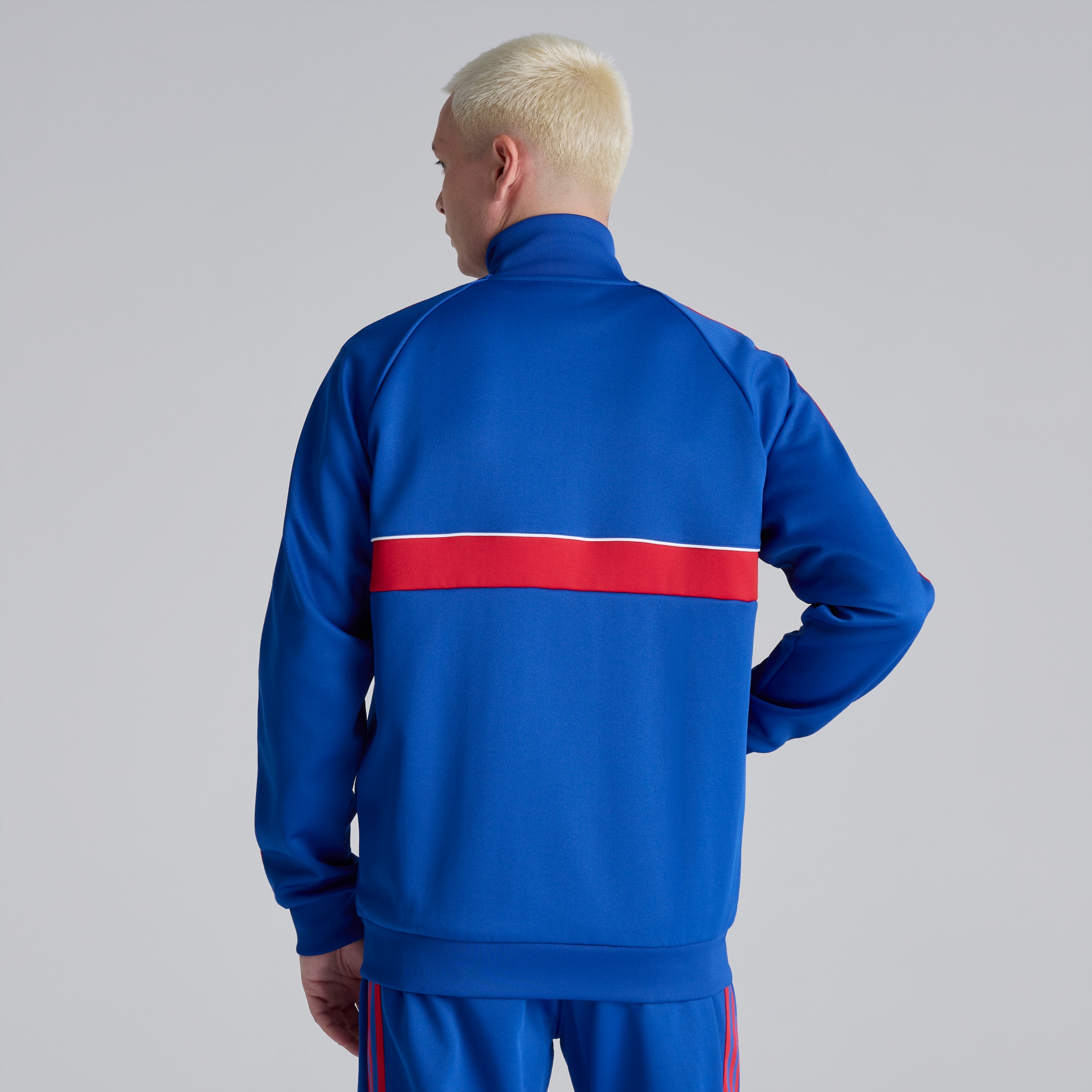 Manchester United x adidas Originals Track Top Blue Bleu Détail [2-6]