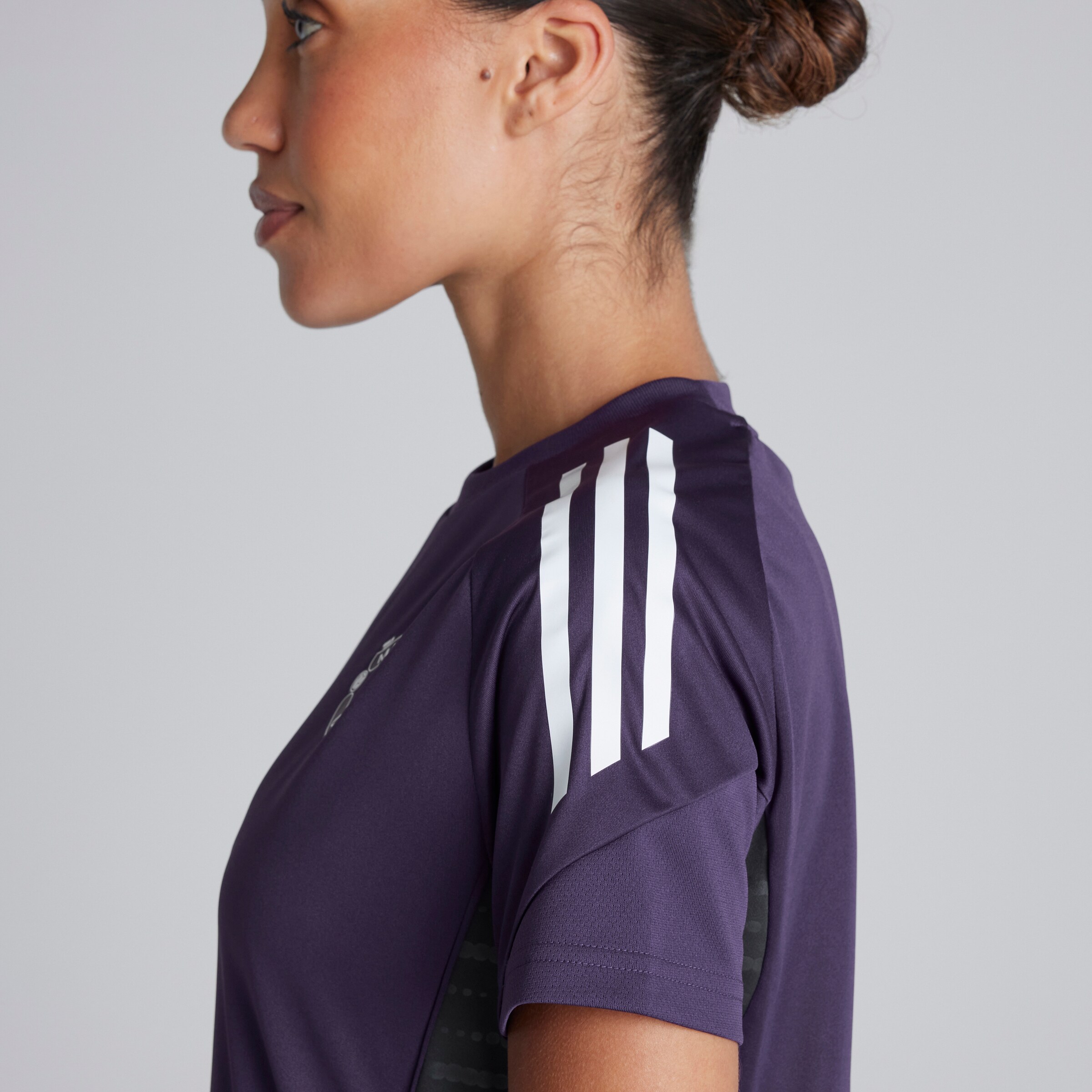Manchester United Tiro 25 Competition Training Jersey Purple Detail [5-7]