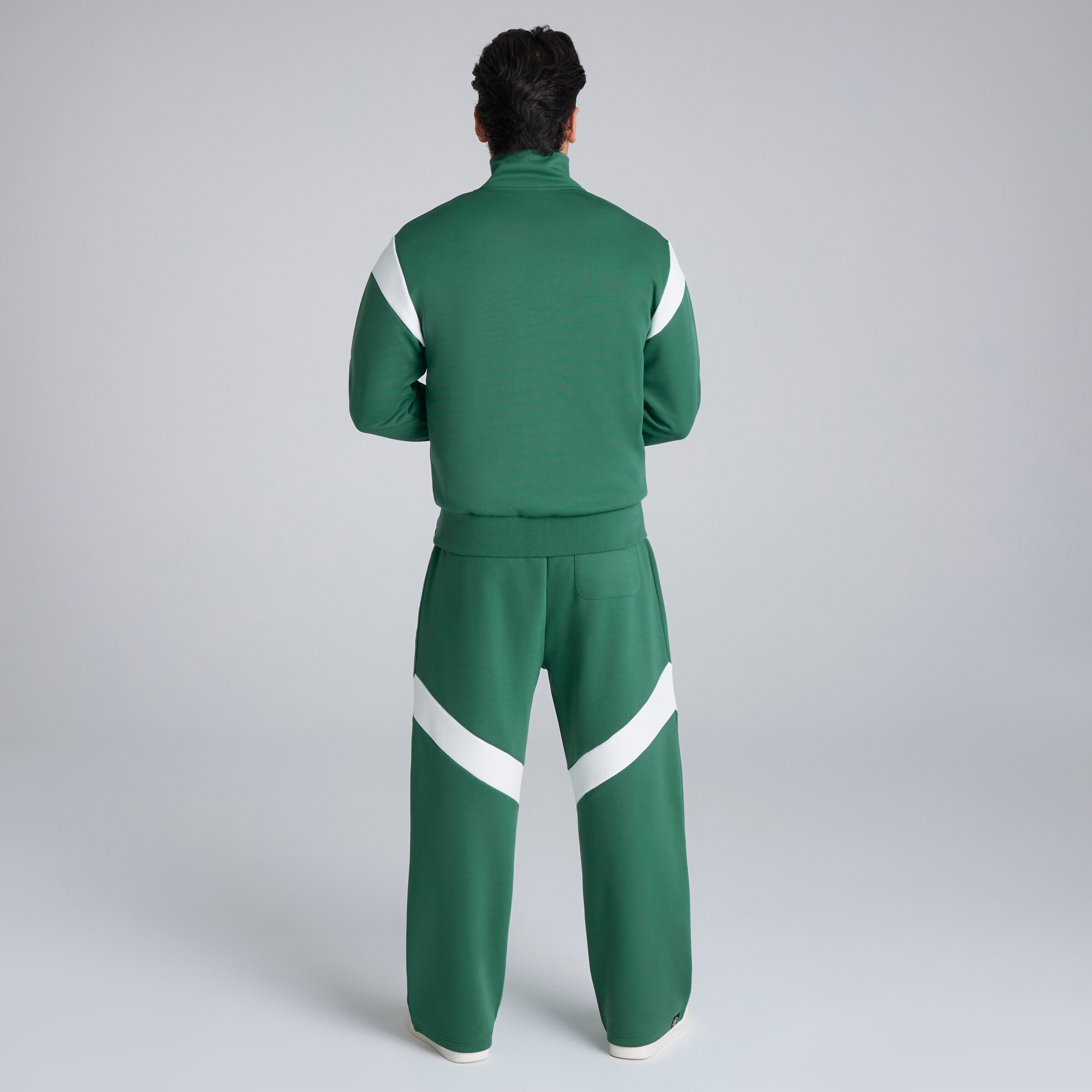 Manchester United Archive Track Joggers Green Green Detail [2-5]