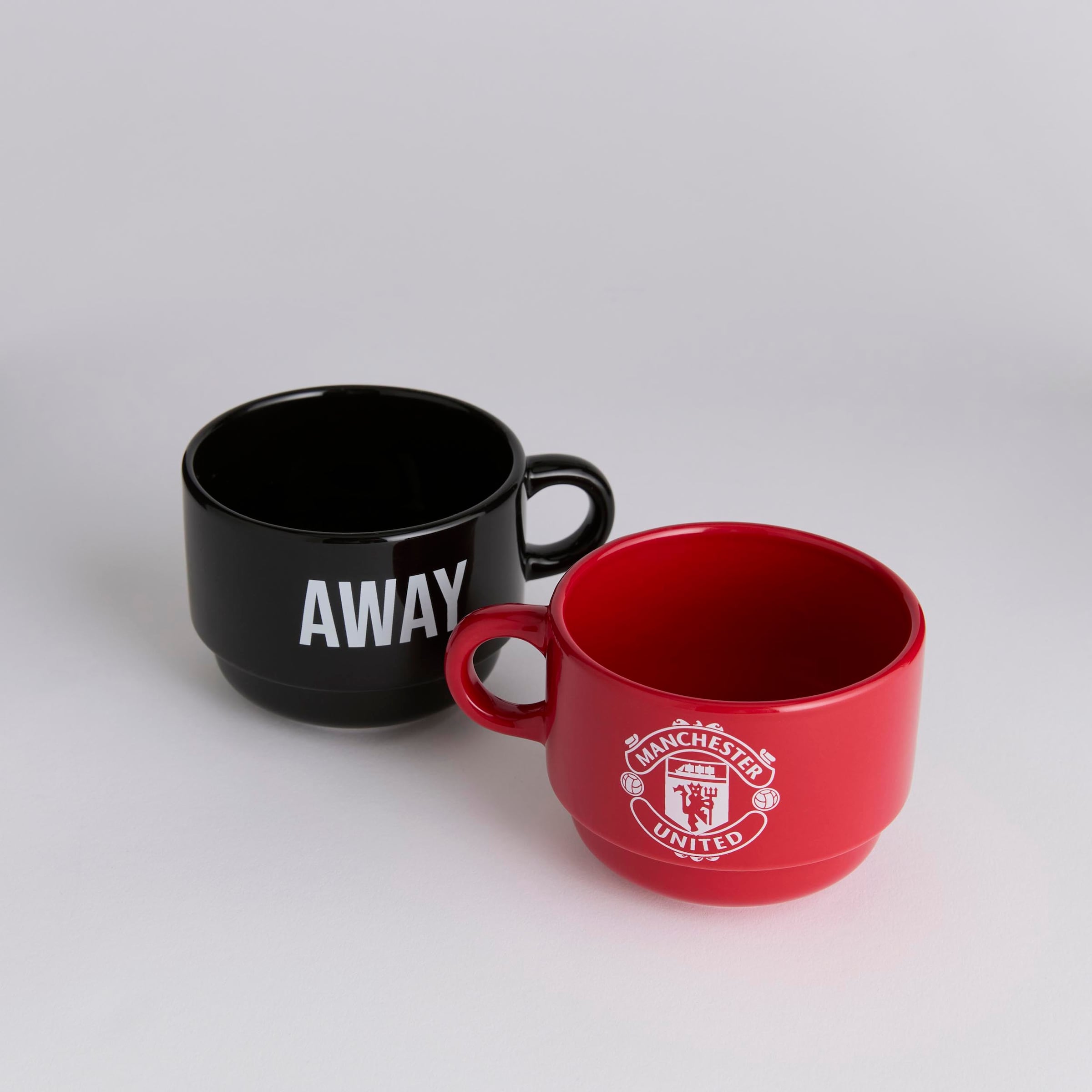 Manchester United Home & Away Stackable Mugs 2 Pack Red Multi Detail [3-4]
