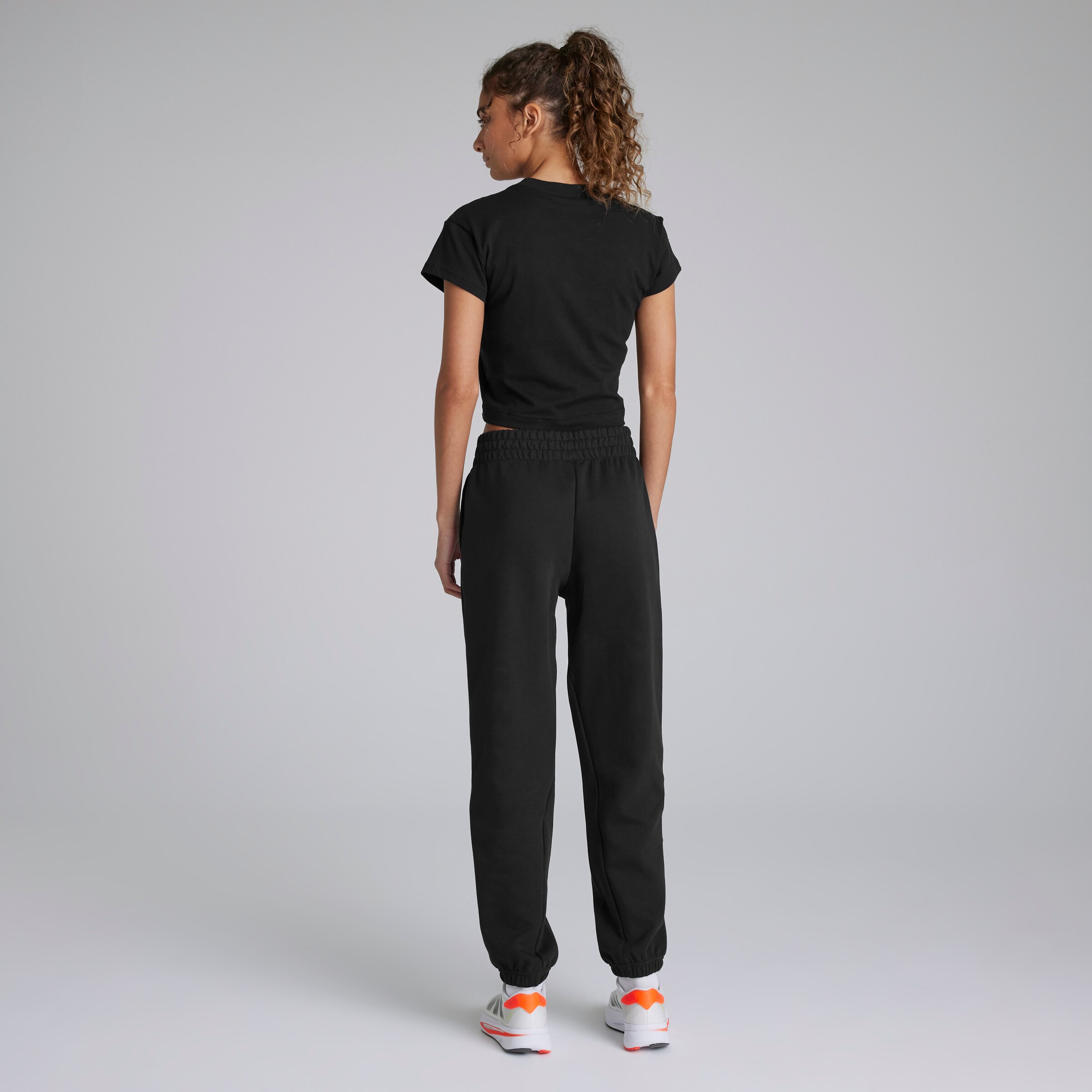 Manchester United x adidas Womens Future Icons Joggers Black Black Detail [2-5]