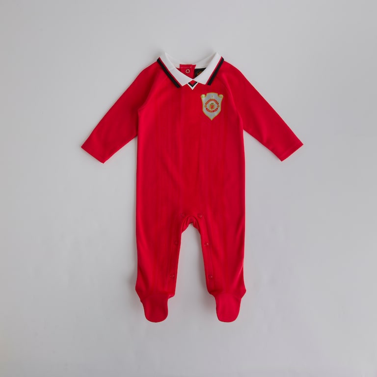 Manchester United Baby 1999 Retro Champions League Sleepsuit Red