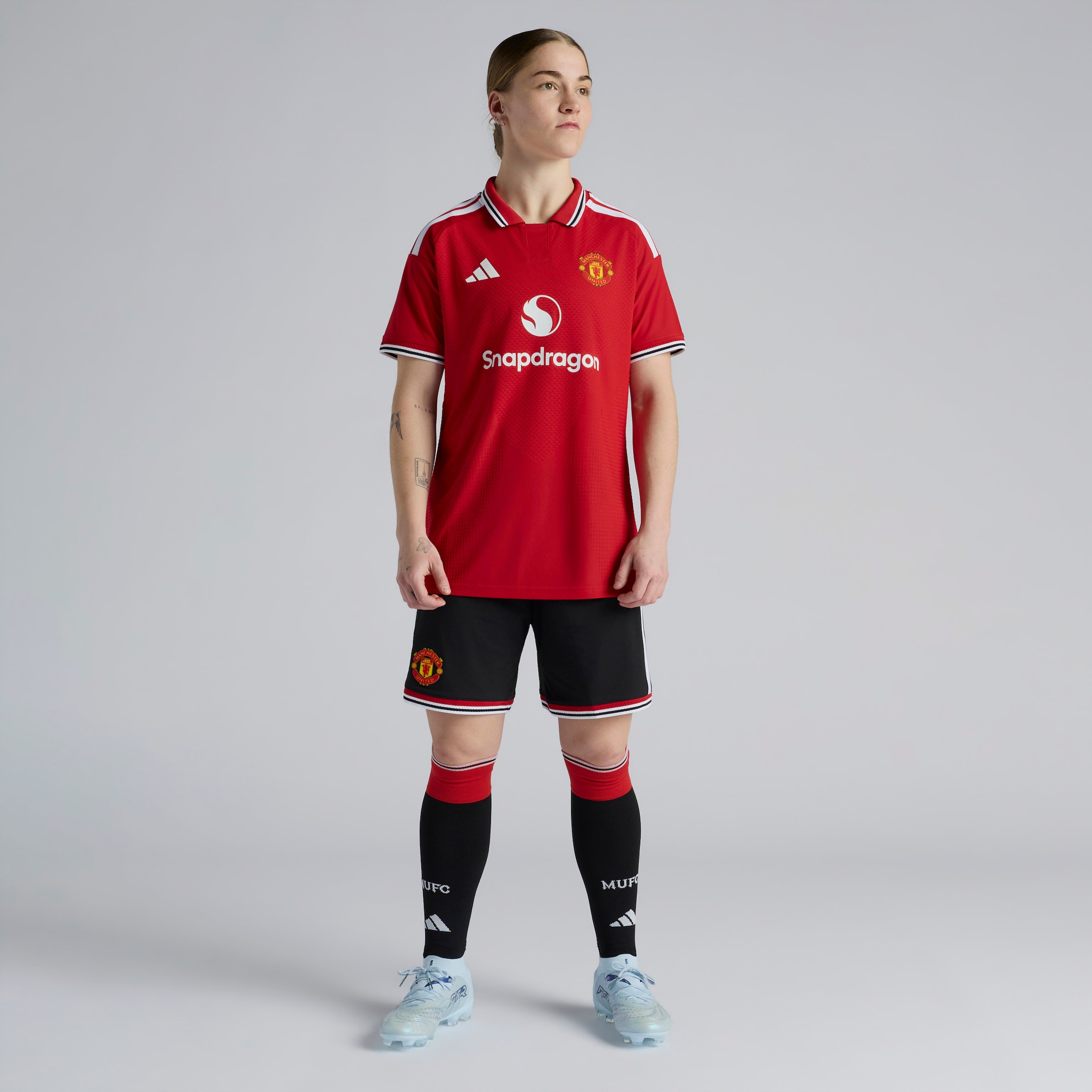Manchester United Womens 26/27 Home Authentic Jersey 红色 细节 [3-6]