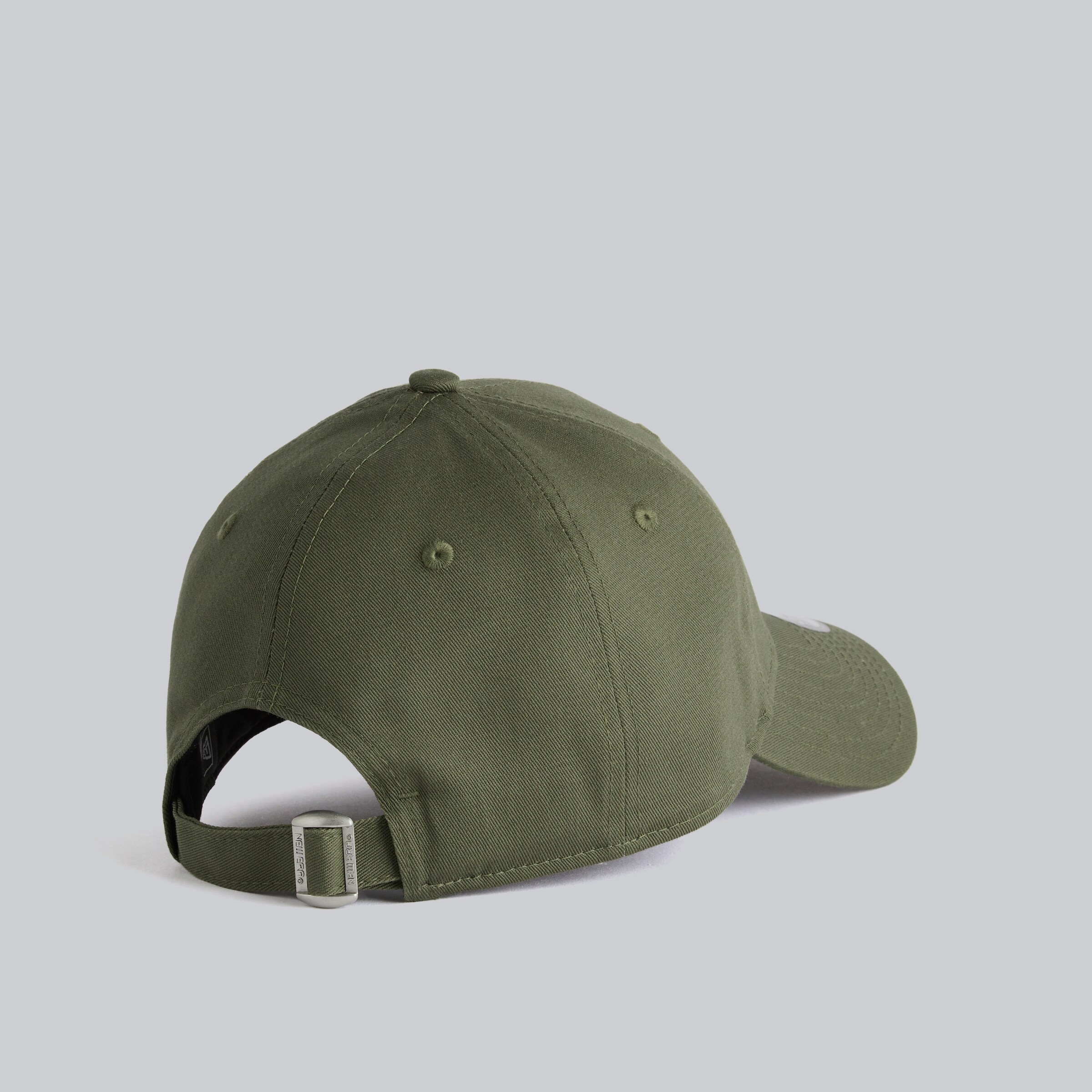 Manchester United x New Era Kids Crest 9Forty Cap Olive Green Detail [4-5]