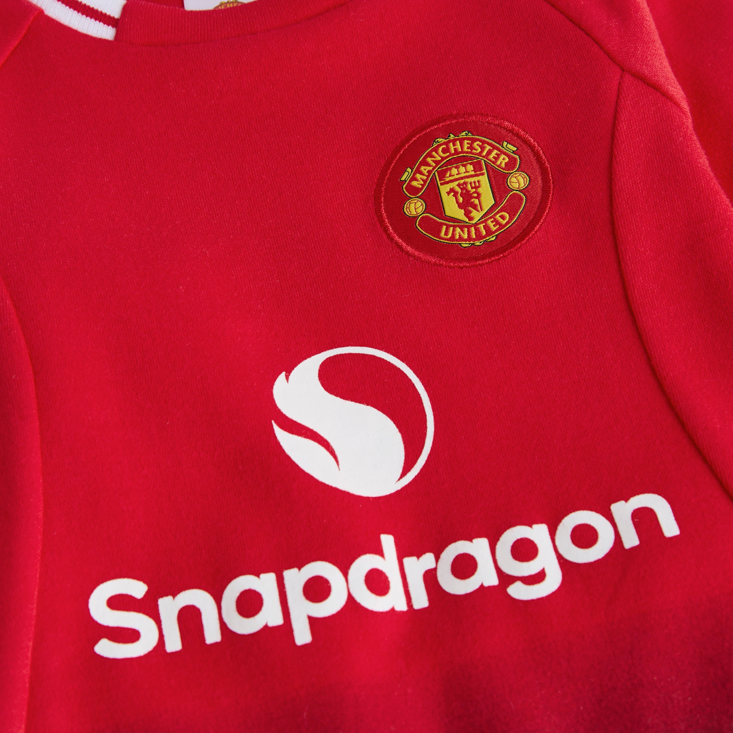 Manchester United Baby Home Sleepsuit Red Red Detail [3-4]