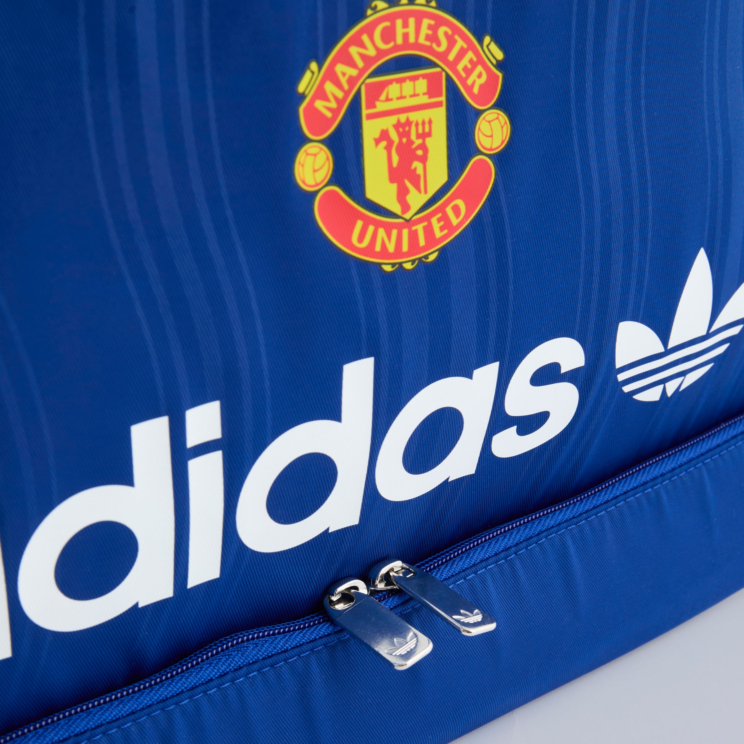 Manchester United x adidas Away Football Bag Blue Bleu Détail [5-6]