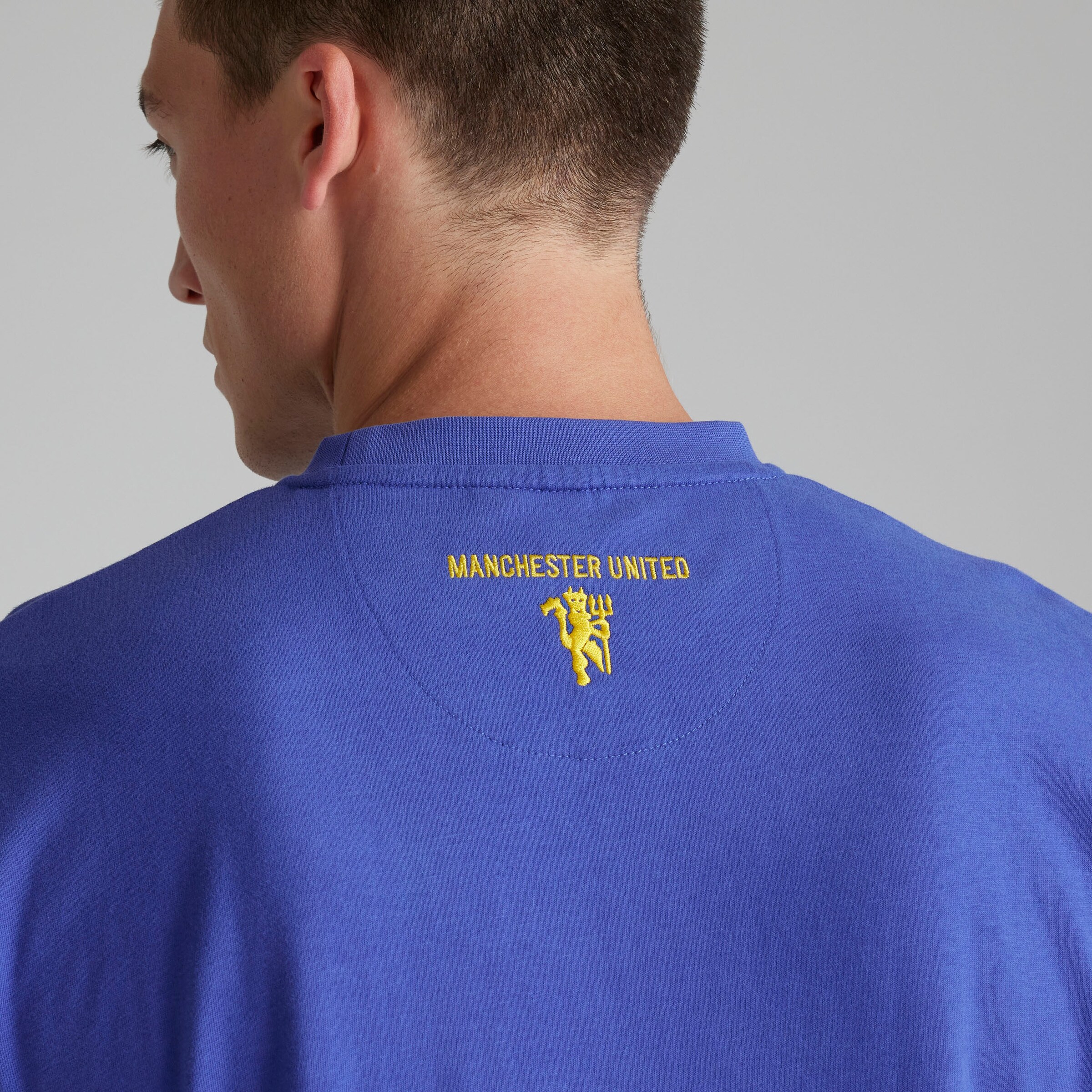 Manchester United 1968 Retro European Final Shirt Blue Bleu Détail [5-5]