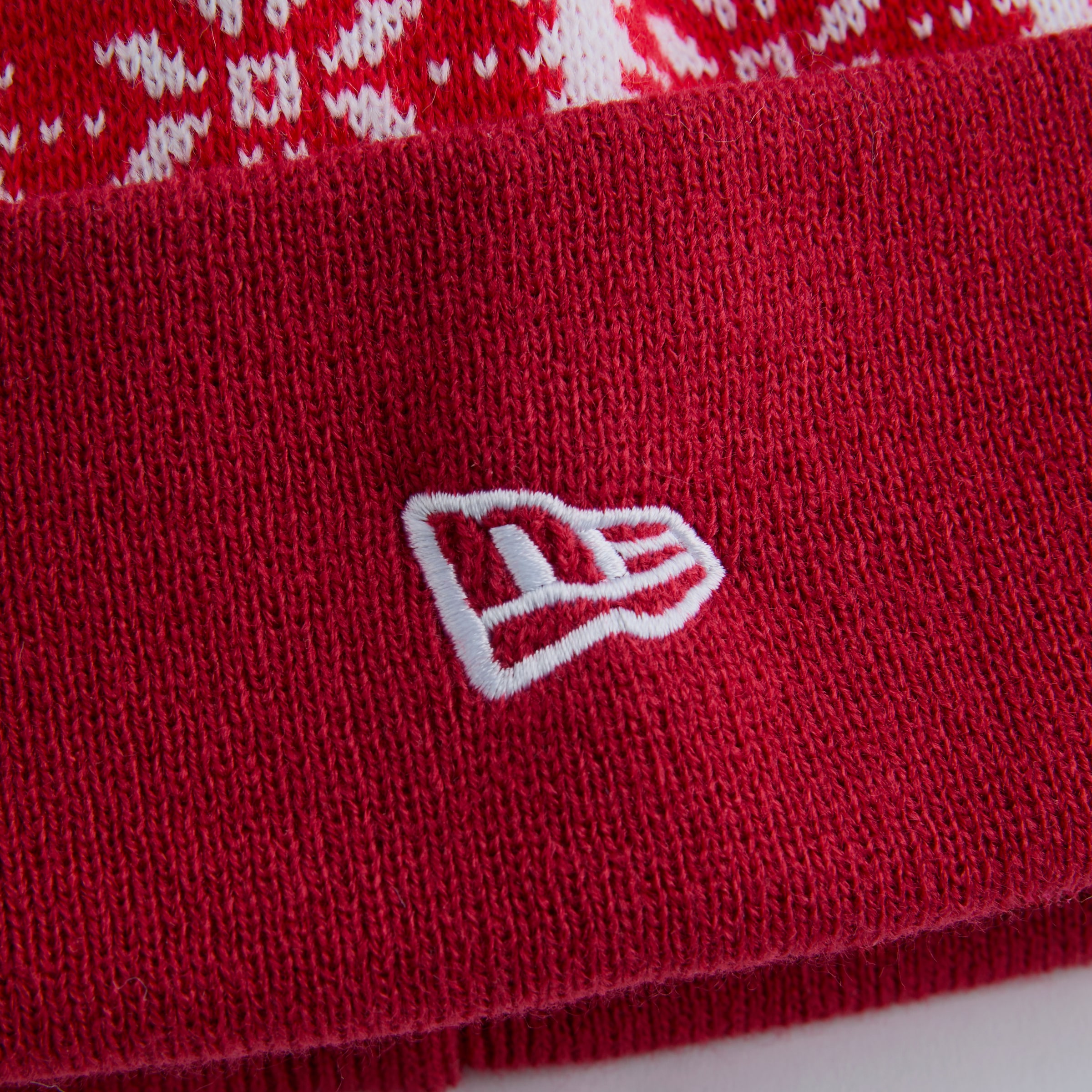 Manchester United Xmas Fairisle Bobble Beanie Red Red Detail [3-4]