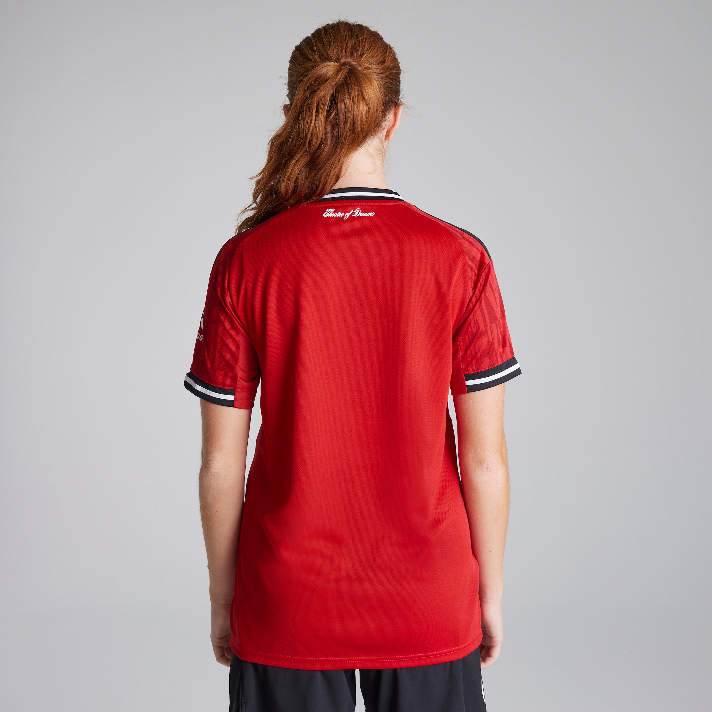 Manchester United Womens 25/26 Home Jersey Red Detail [2-5]