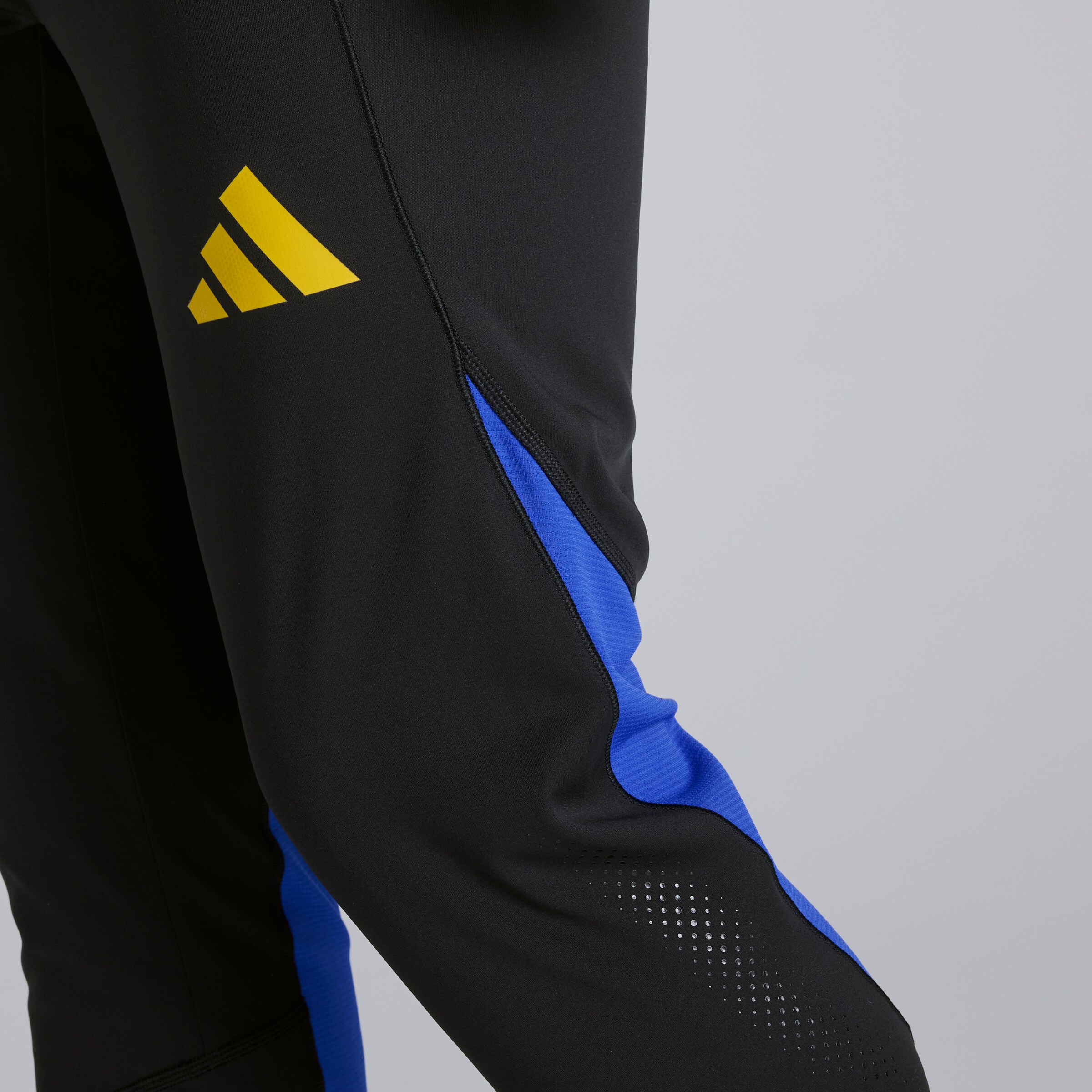 Manchester United Tiro 25 Pro Training Pants Negro Detalle [5-6]